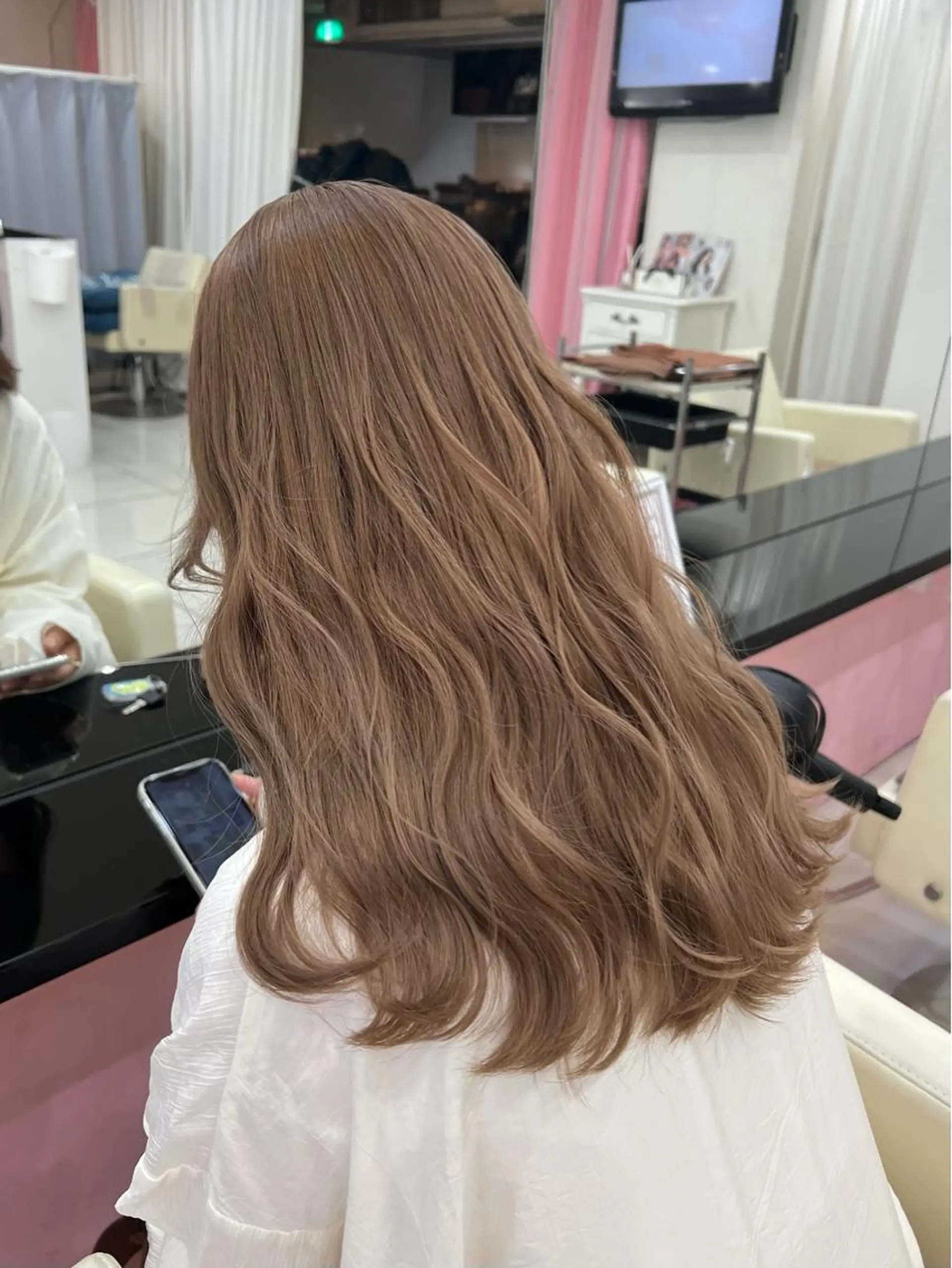 ミディアム くびれヘア ヨシンモリ 韓国風ヘア ヘアカラー シーズン エクステ/大阪梅田駅のヘアスタイル