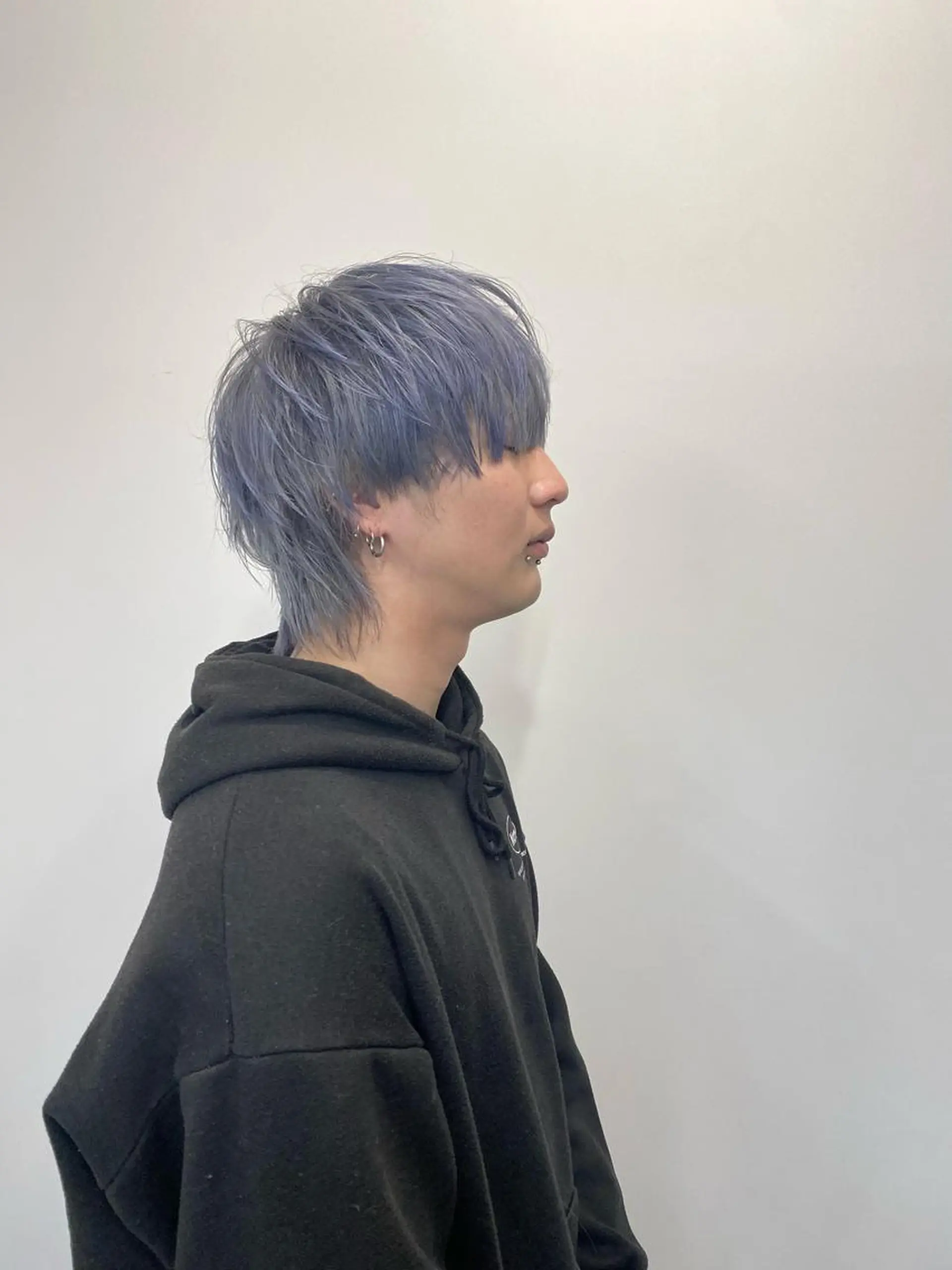 ショート カラー メンズ メンズブリーチ メンズハイトーン メンズウルフカット ブリーチ デザインカラー 梅田l大人韓国ヘア レイヤー×艶カラーのヘアスタイル
