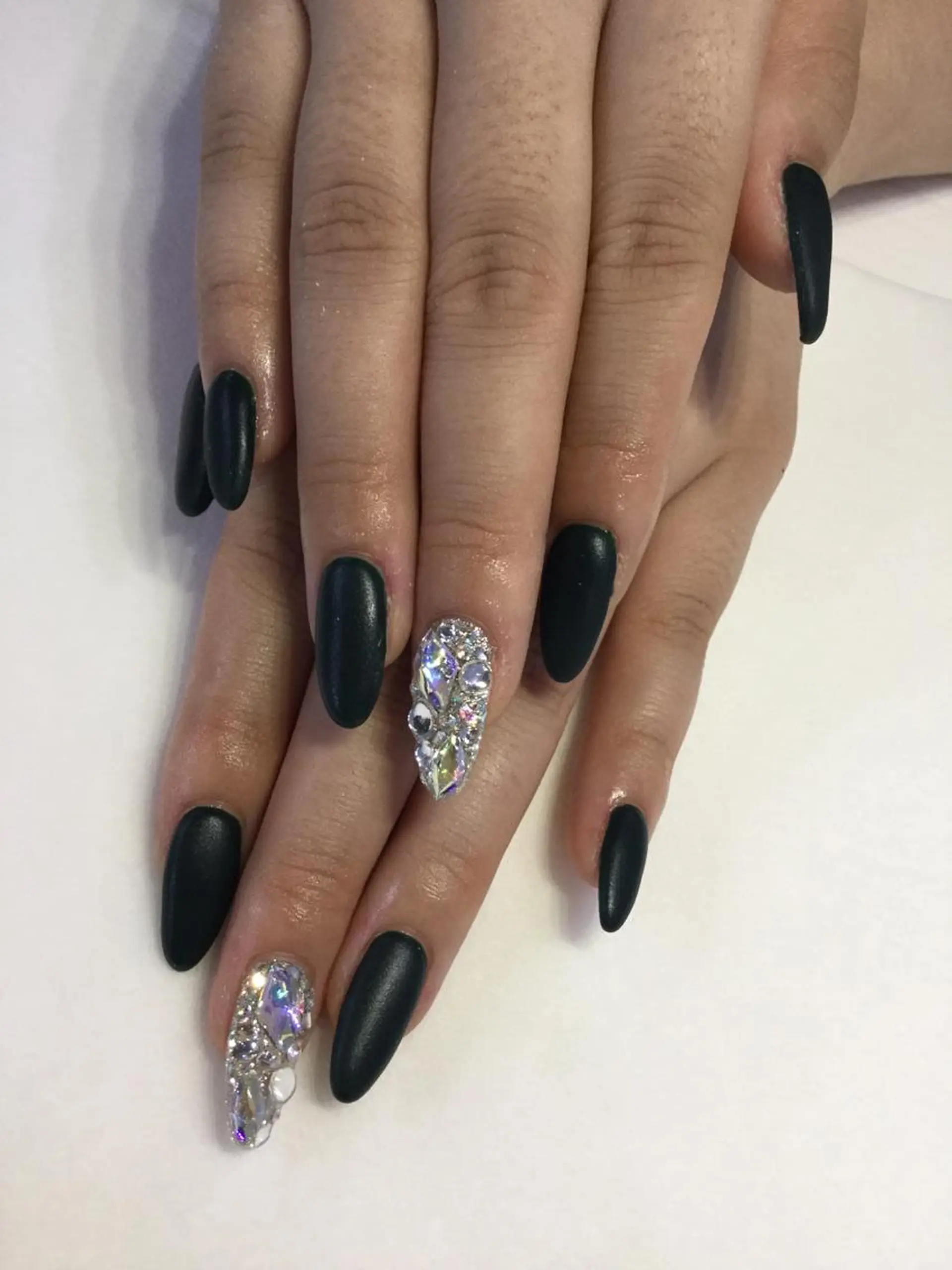 ネイル 💎🐰 saki. m 🐰💎のネイルデザイン