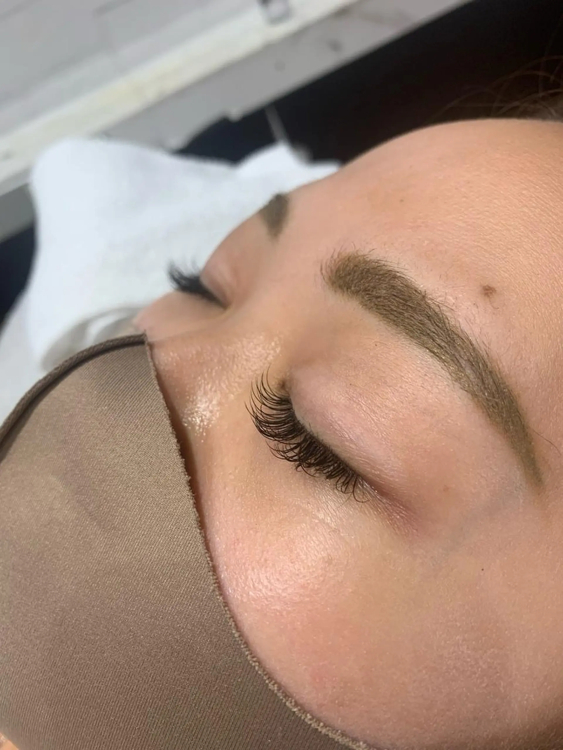 マツエク・マツパ なぽ ❤︎ y2k/韓国nailのネイルデザイン