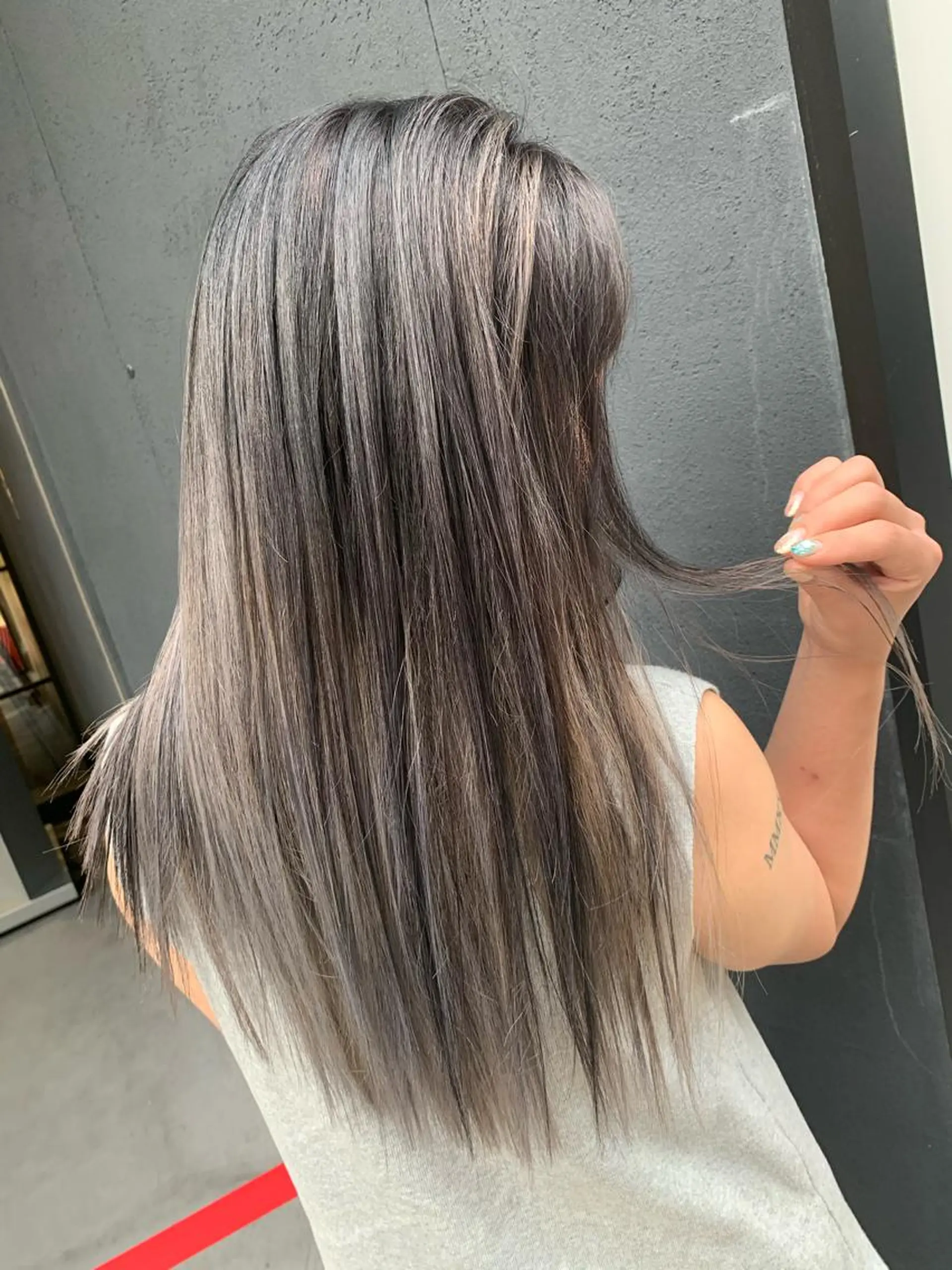 ロング カラー パーマ ヘアアレンジ メンズ キッズ ネイル マツエク・マツパ ARCHE-OSAKA所属・酸性ストレート 髪質改善大槻勇樹のヘアスタイル