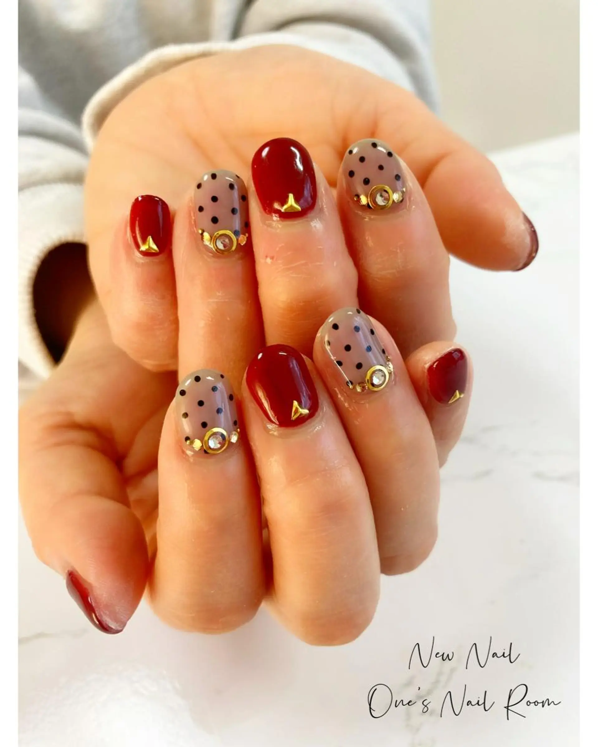 ネイル ハンドネイル One's Nail Roomのネイルデザイン