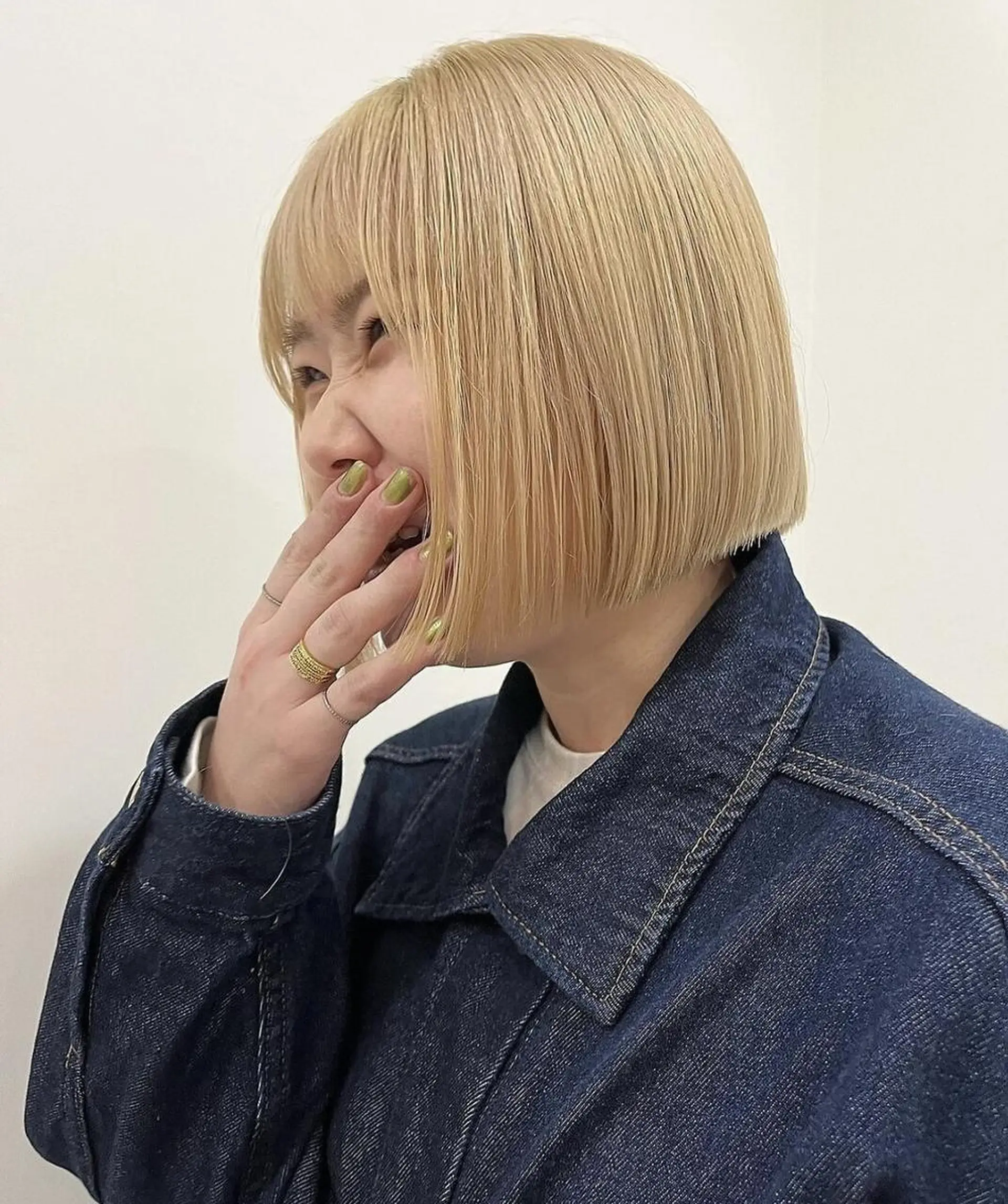 ショート カラー 切りっぱなしボブ ボブ カット ヘアカラー F． 梅田/ボブ/パーマのヘアスタイル