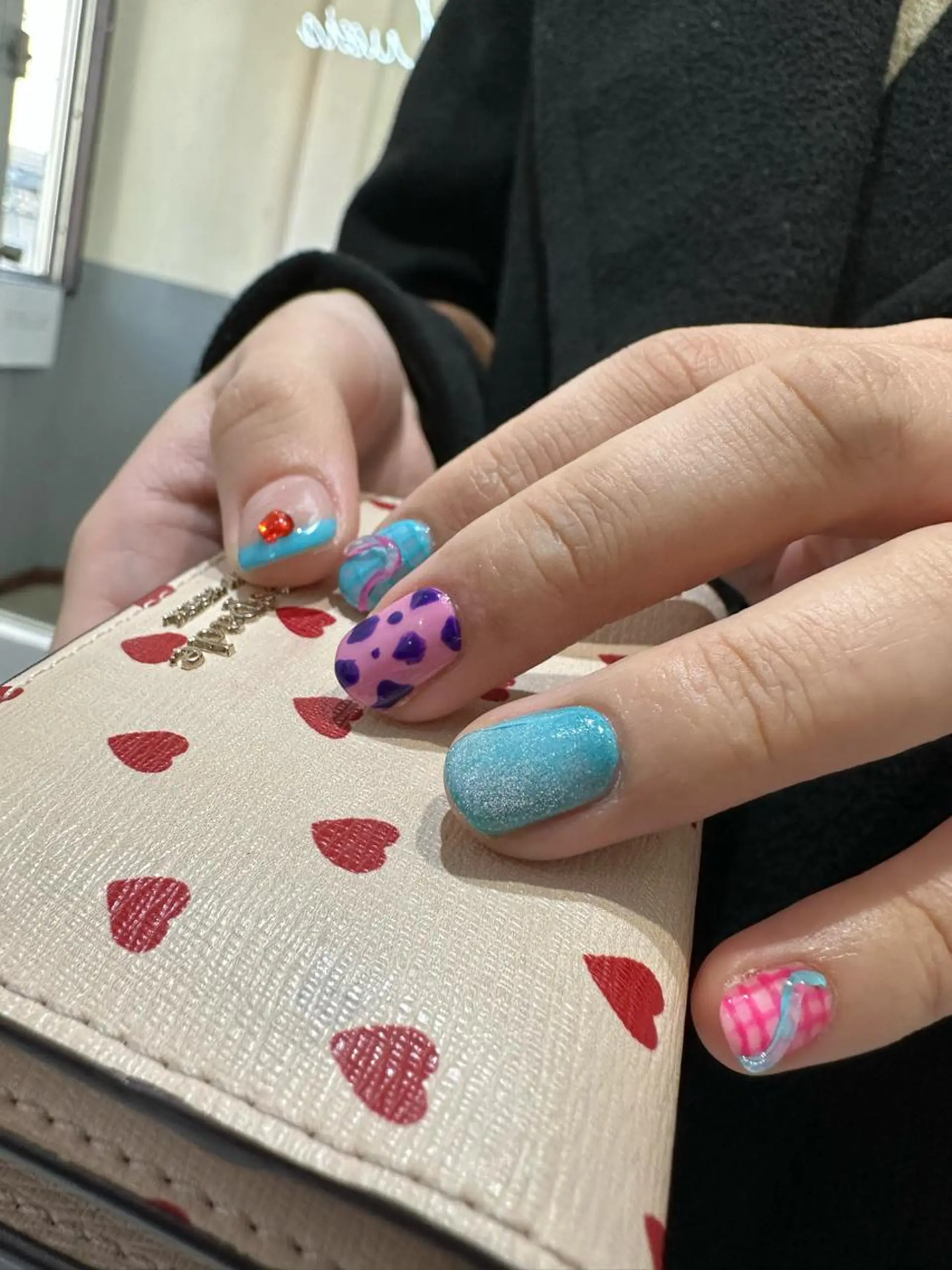 ネイル 個性派ネイル 🌼 ハルカ ♡の眉毛・アイブロウイメージ