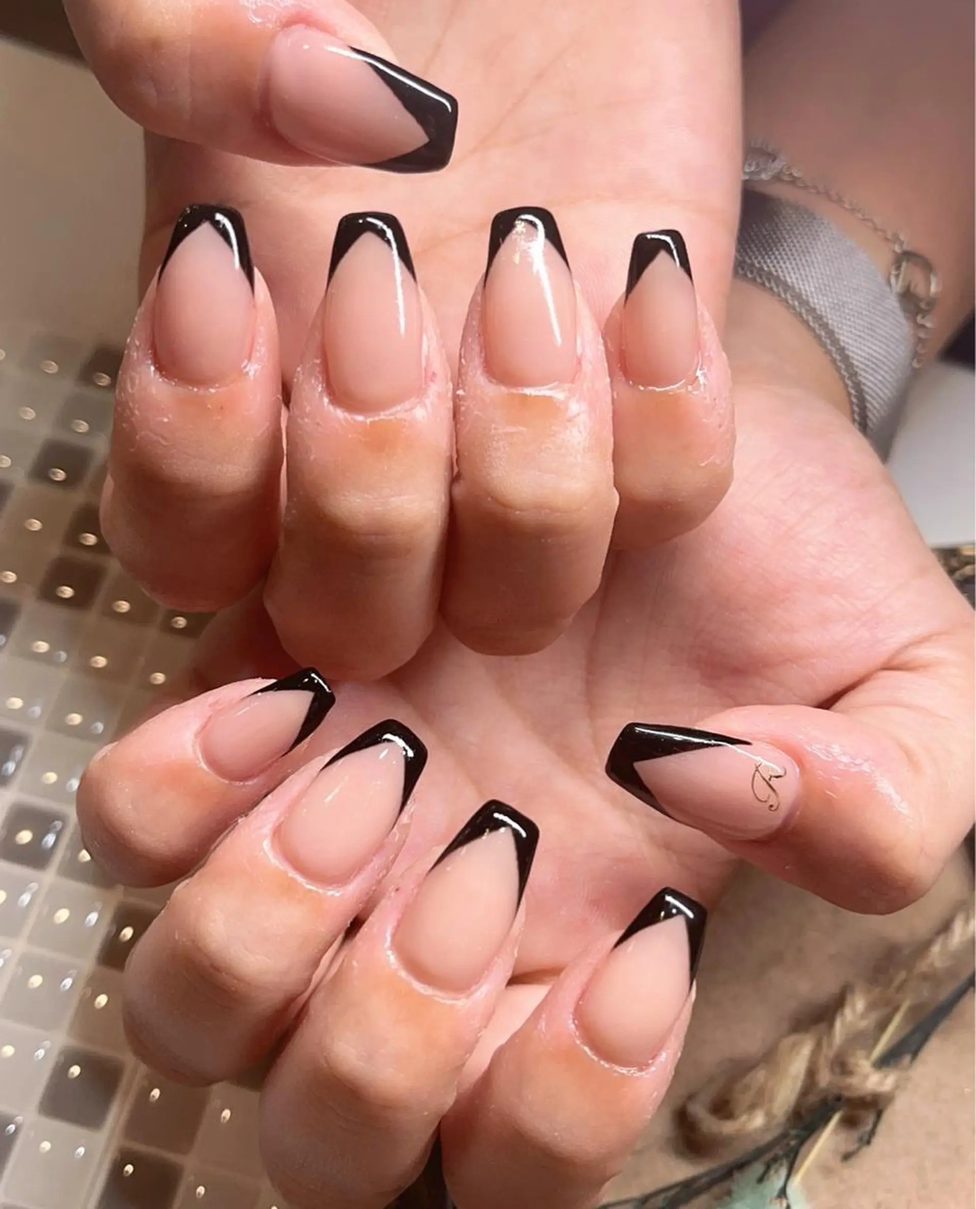 ネイル フレンチネイル nailist yuiのネイルデザイン