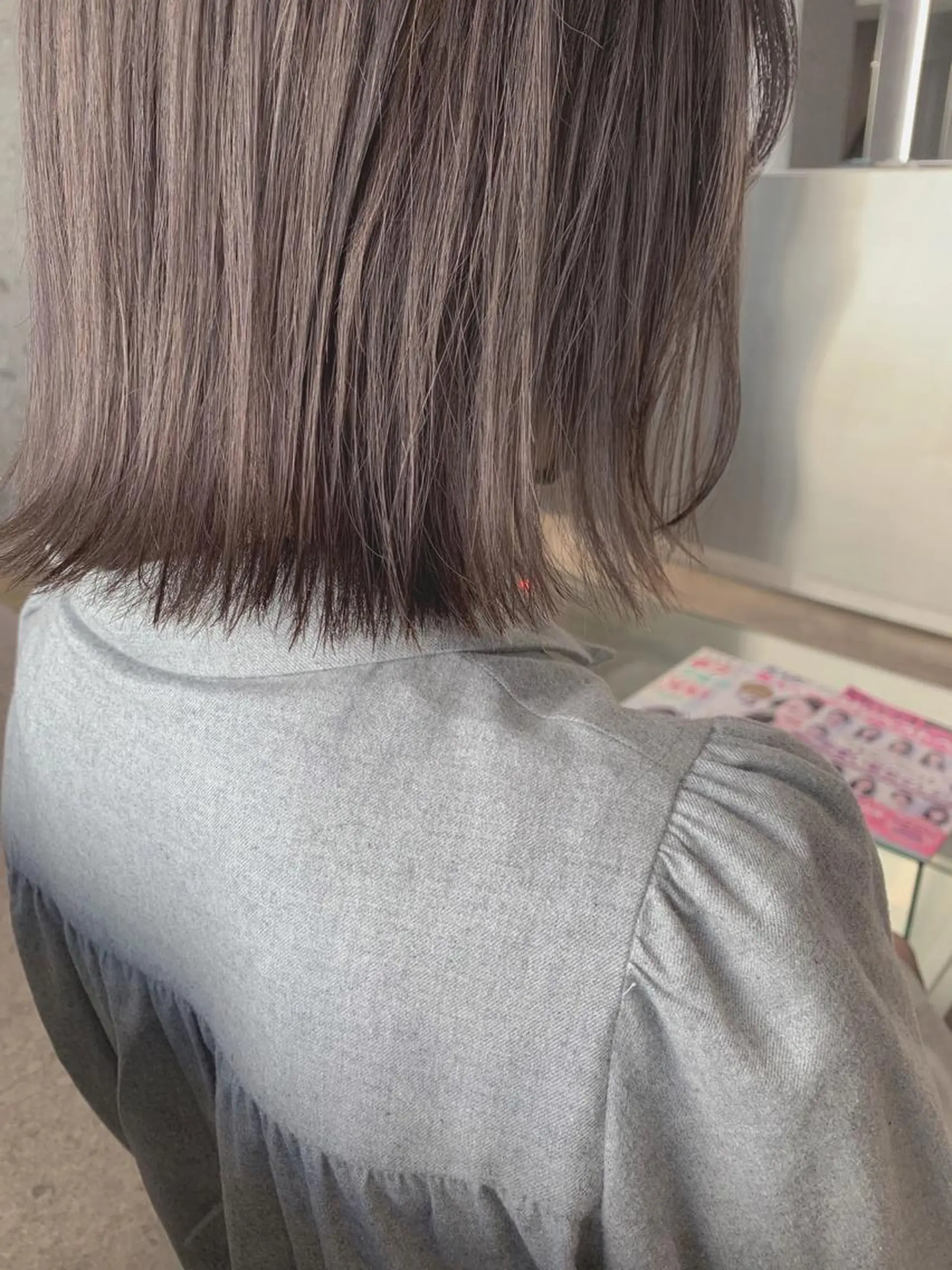 ショート カラー グレージュ カット ヘアカラー トリートメント 山下 千明のヘアスタイル