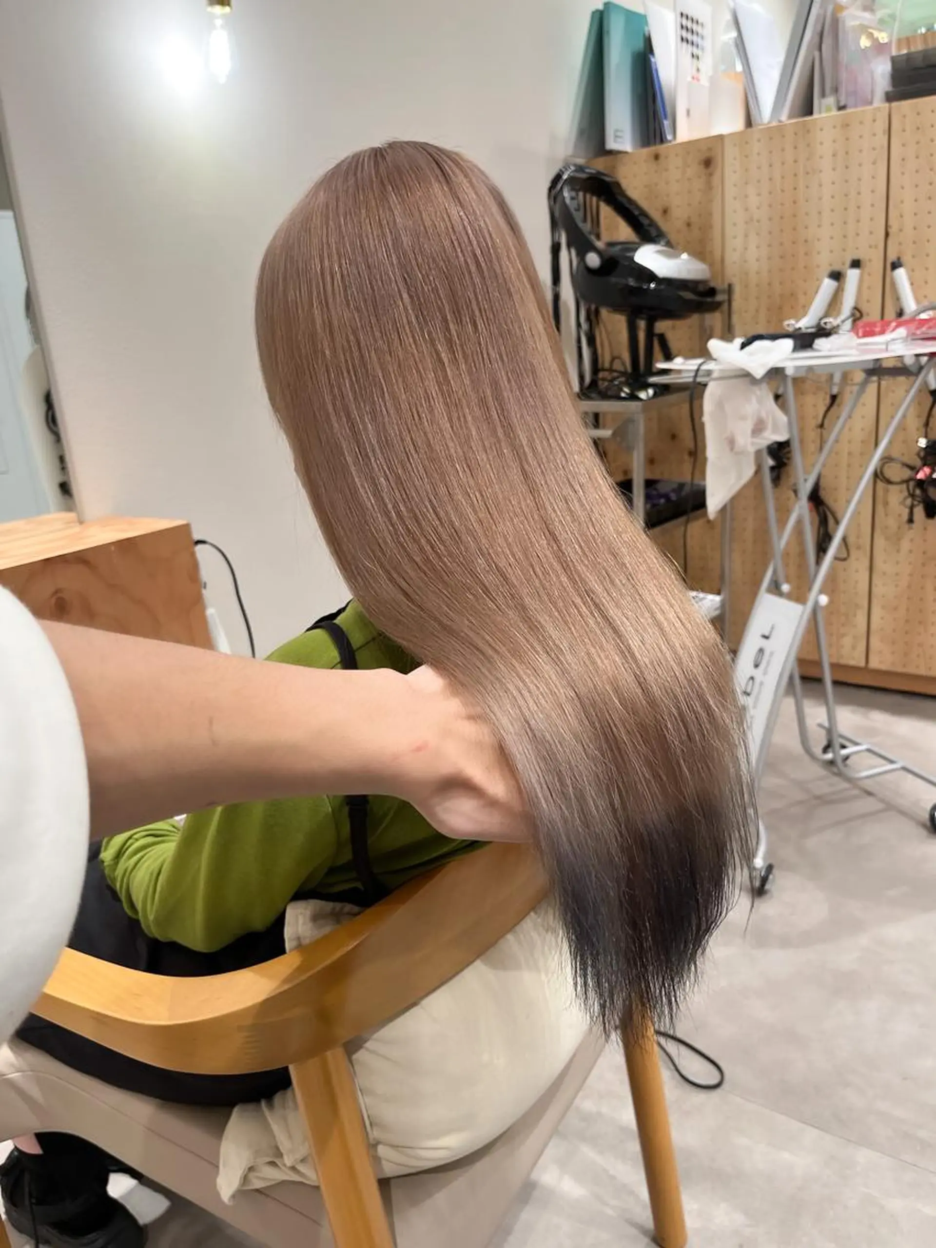 カラー カット ヘアカラー 河原 楓樹のヘアスタイル