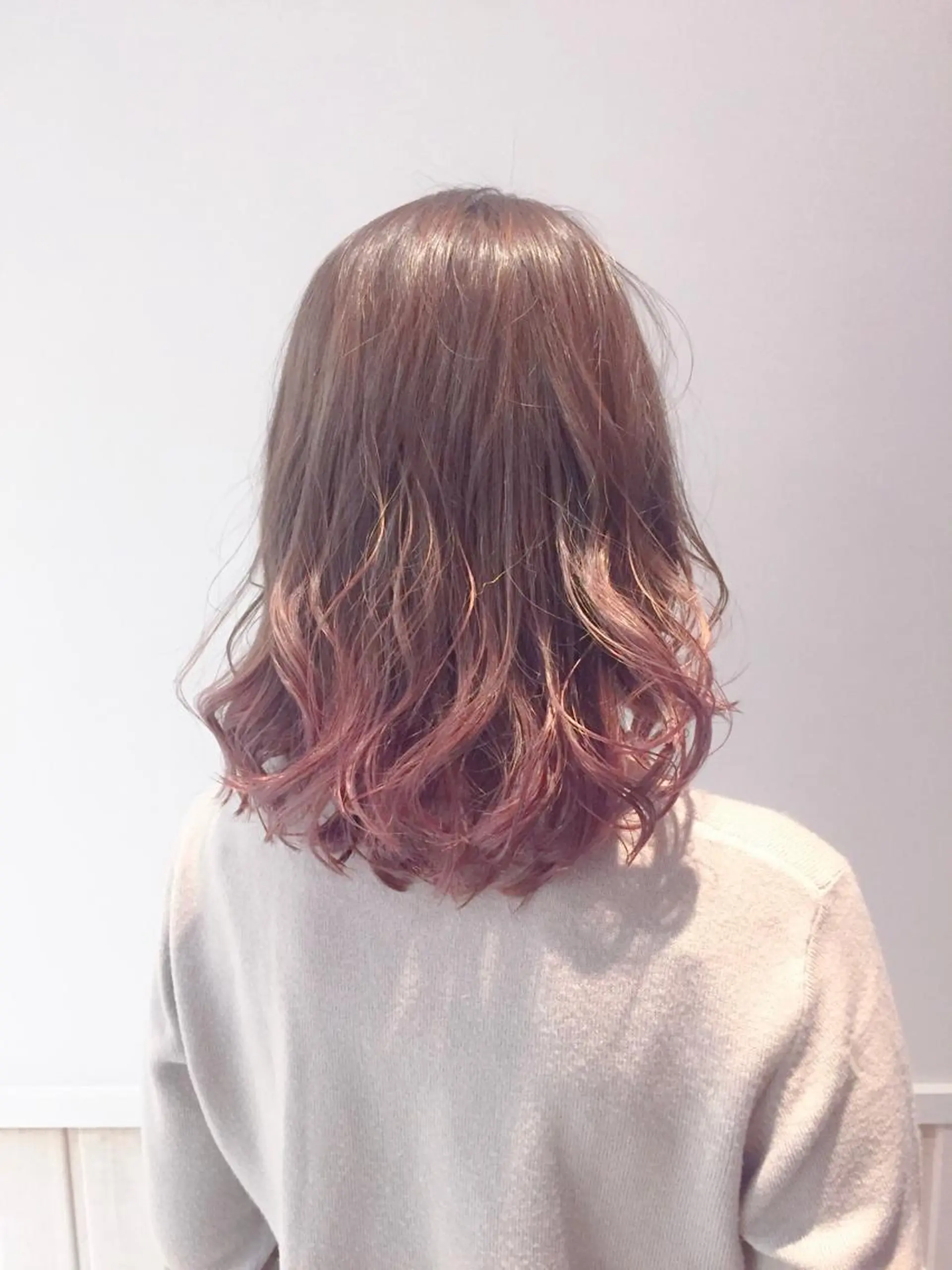 セミロング カラー グラデーションカラー un所属・un 溝の口 伊豆本のマツエク・マツパデザイン