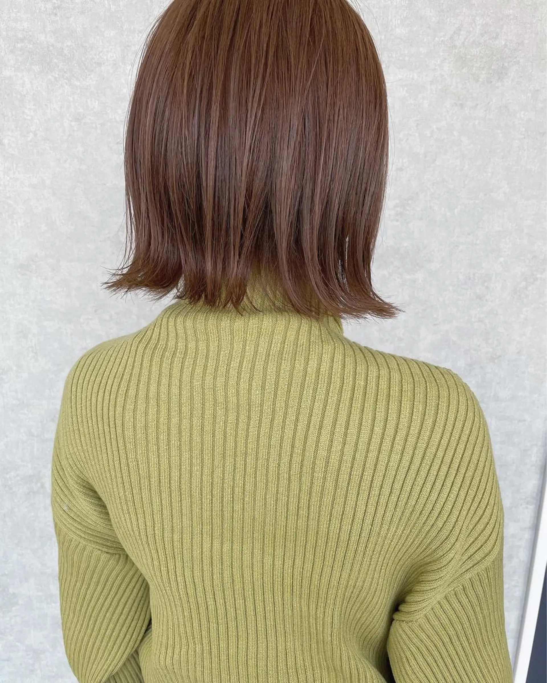 ミディアム カラー パーマ カット ヘアカラー トリートメント ヘッドスパ 小田 莉加子のヘアスタイル