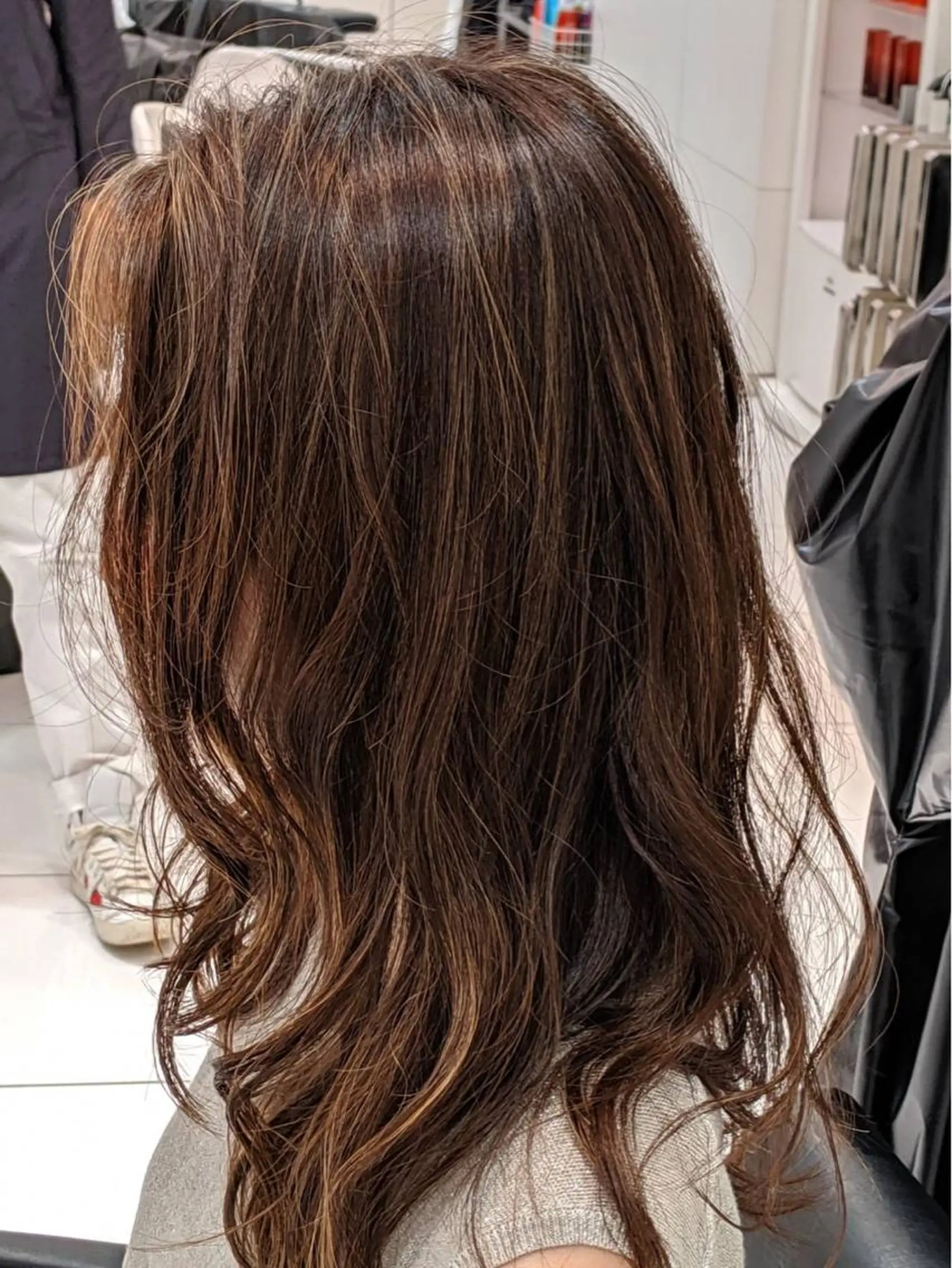 カラー Noyヨシモト ヒロトのヘアスタイル