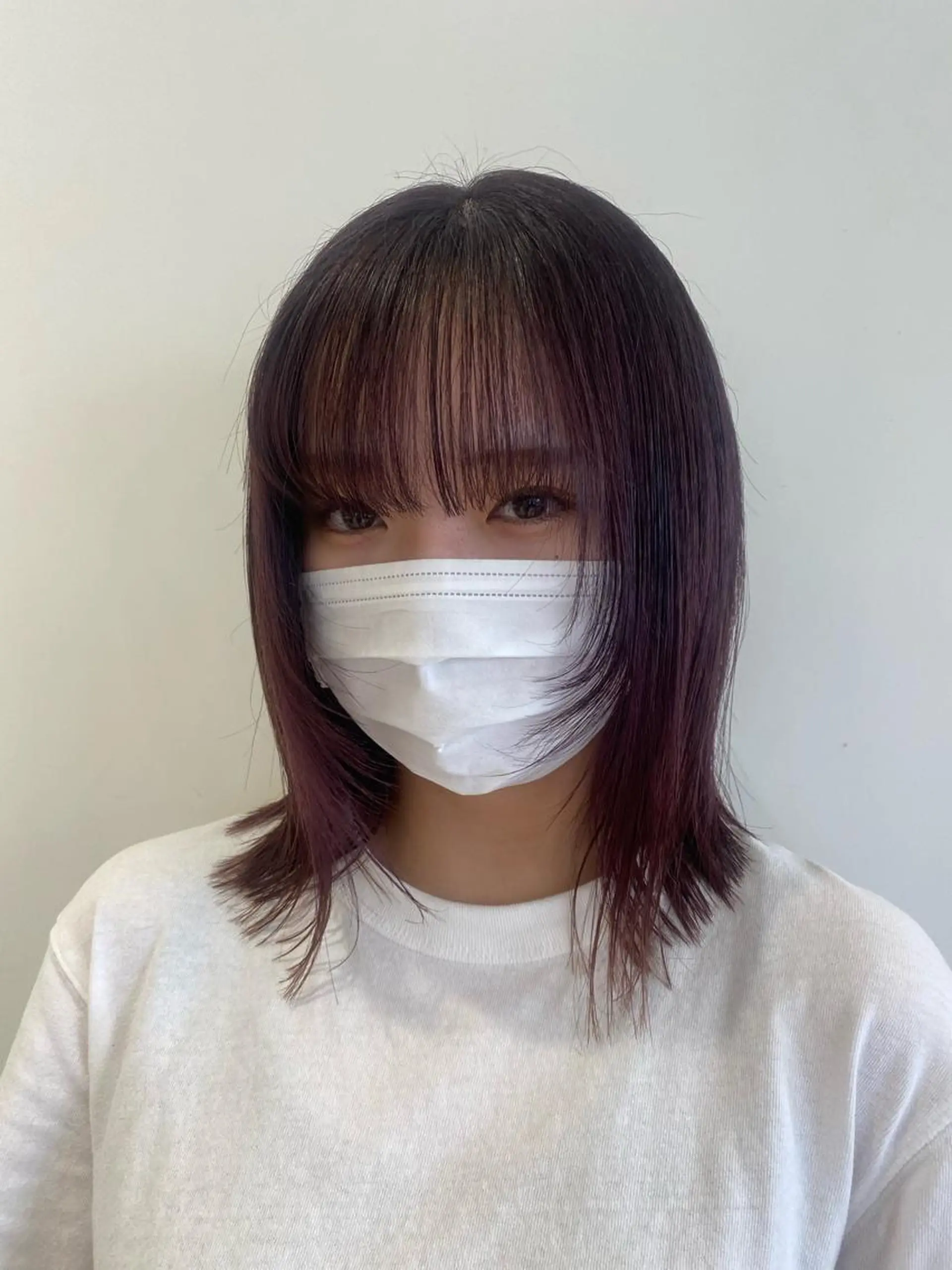 ミディアム パープルカラー sliver マツイ　レンのヘアスタイル