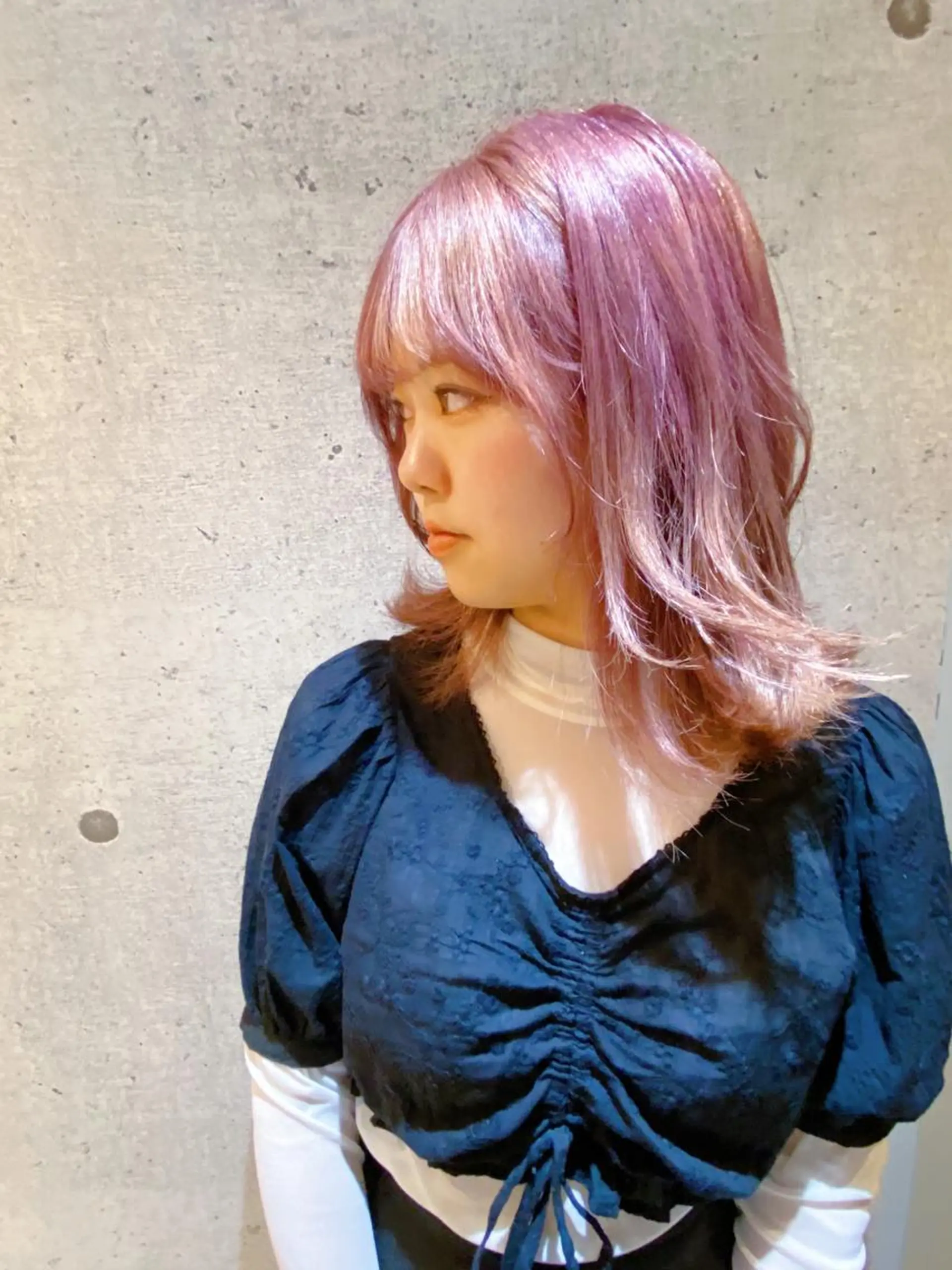セミロング カラー ダブルカラー ピンクカラー 髪質改善 カット ヘアカラー トリートメント 久保 敏之のヘアスタイル