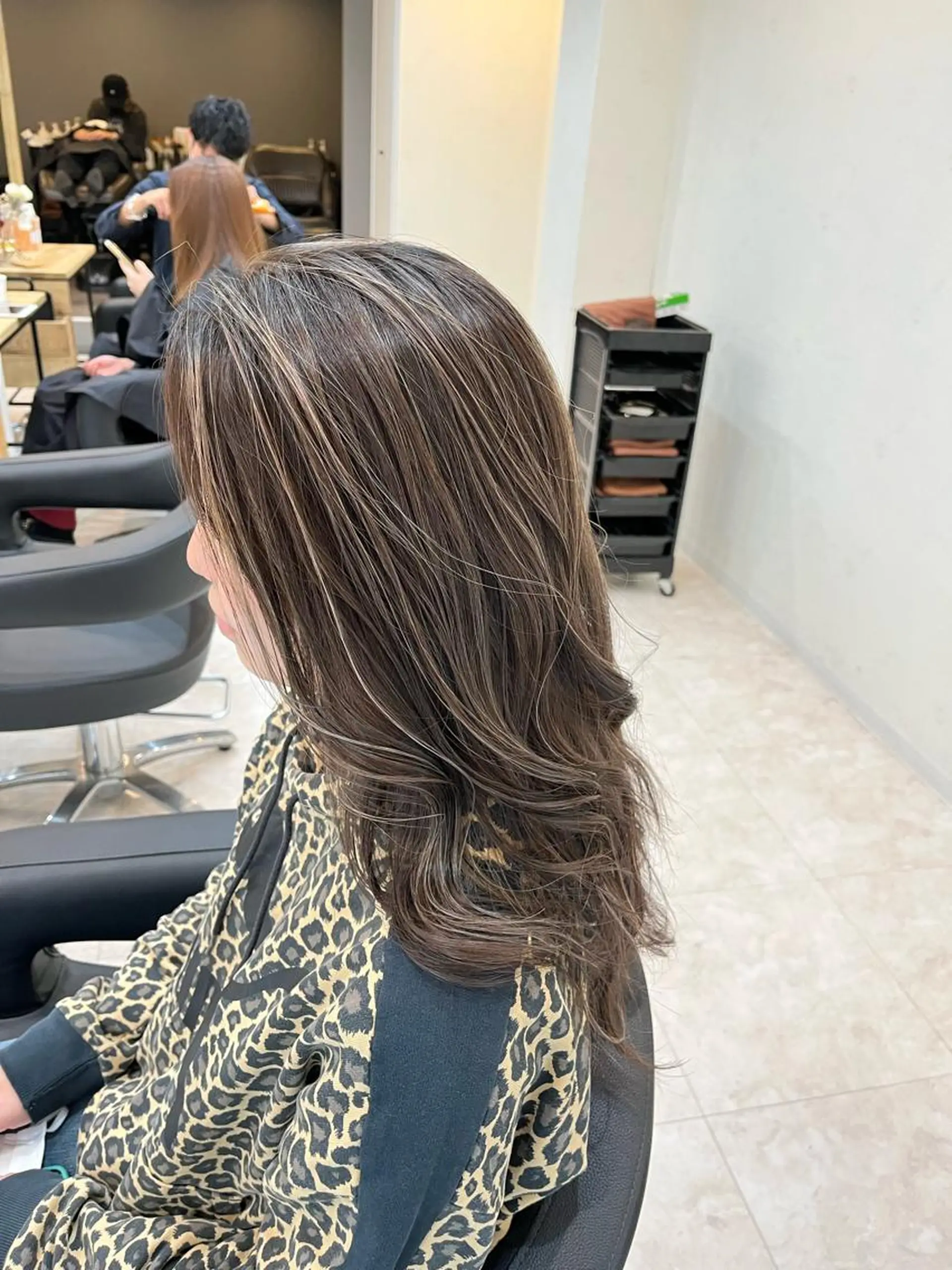 セミロング 仁和山 健汰のヘアスタイル