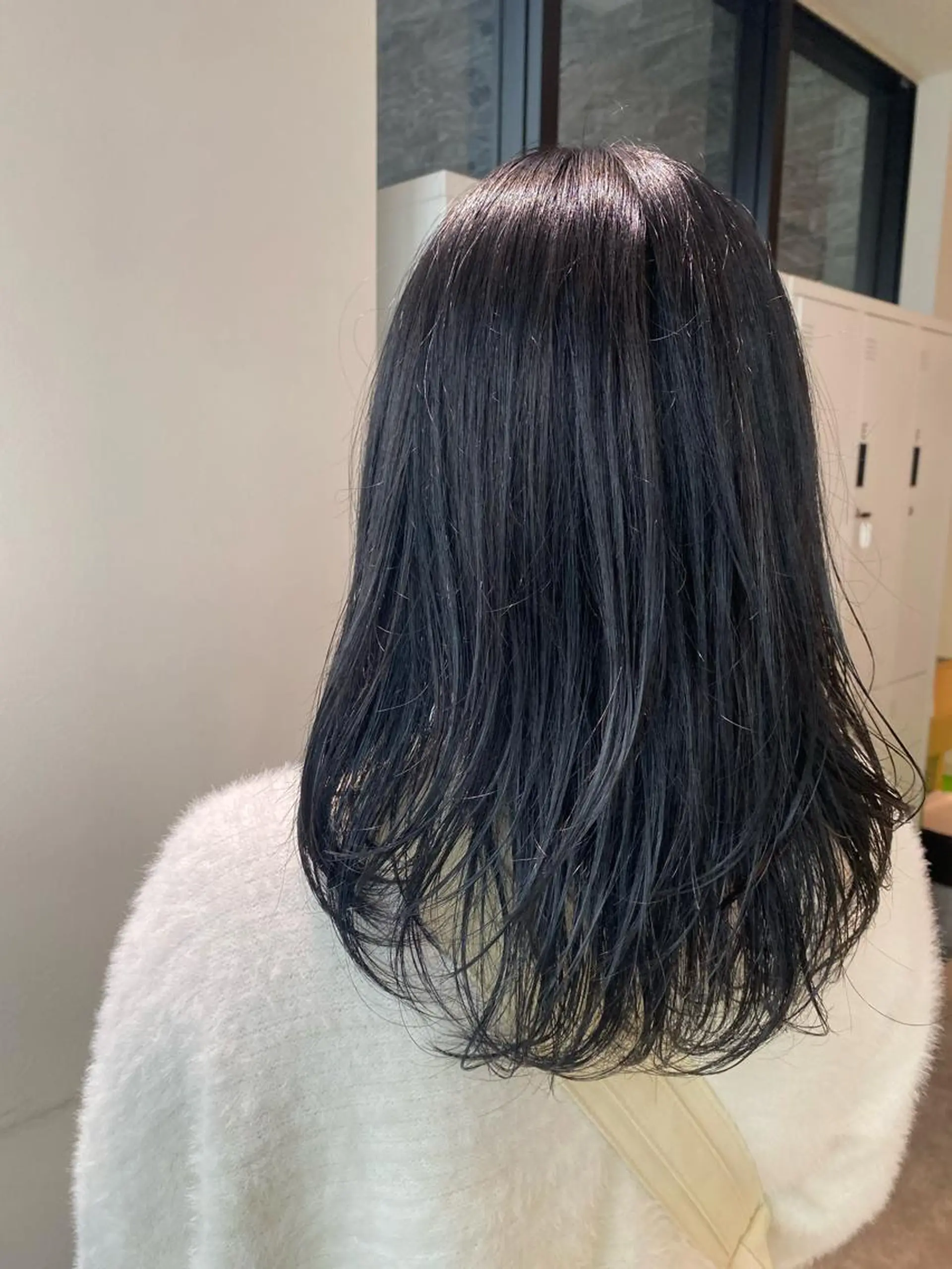 セミロング カラー 黒髪 レイヤーカット オスズ 🎀´-のヘアスタイル