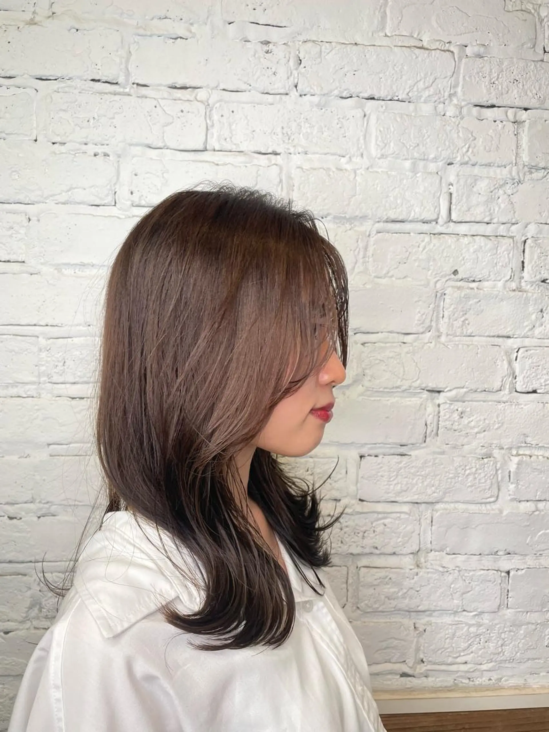 ミディアム レイヤーカット 飯塚 七海のヘアスタイル