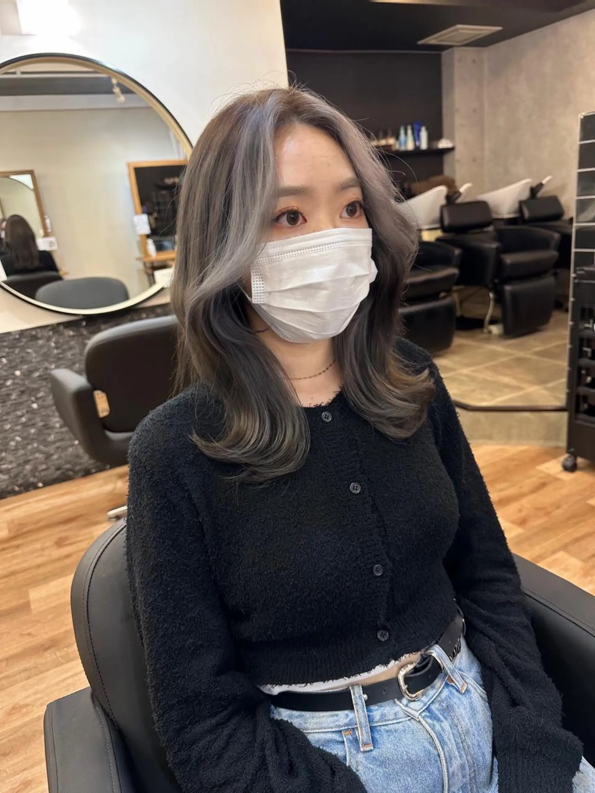 ミディアム カラー ベージュカラー ブリーチ ケアブリーチ イヤリングカラー インナーカラー カット ヘアカラー トリートメント 大人可愛いレイヤー 大田のヘアスタイル
