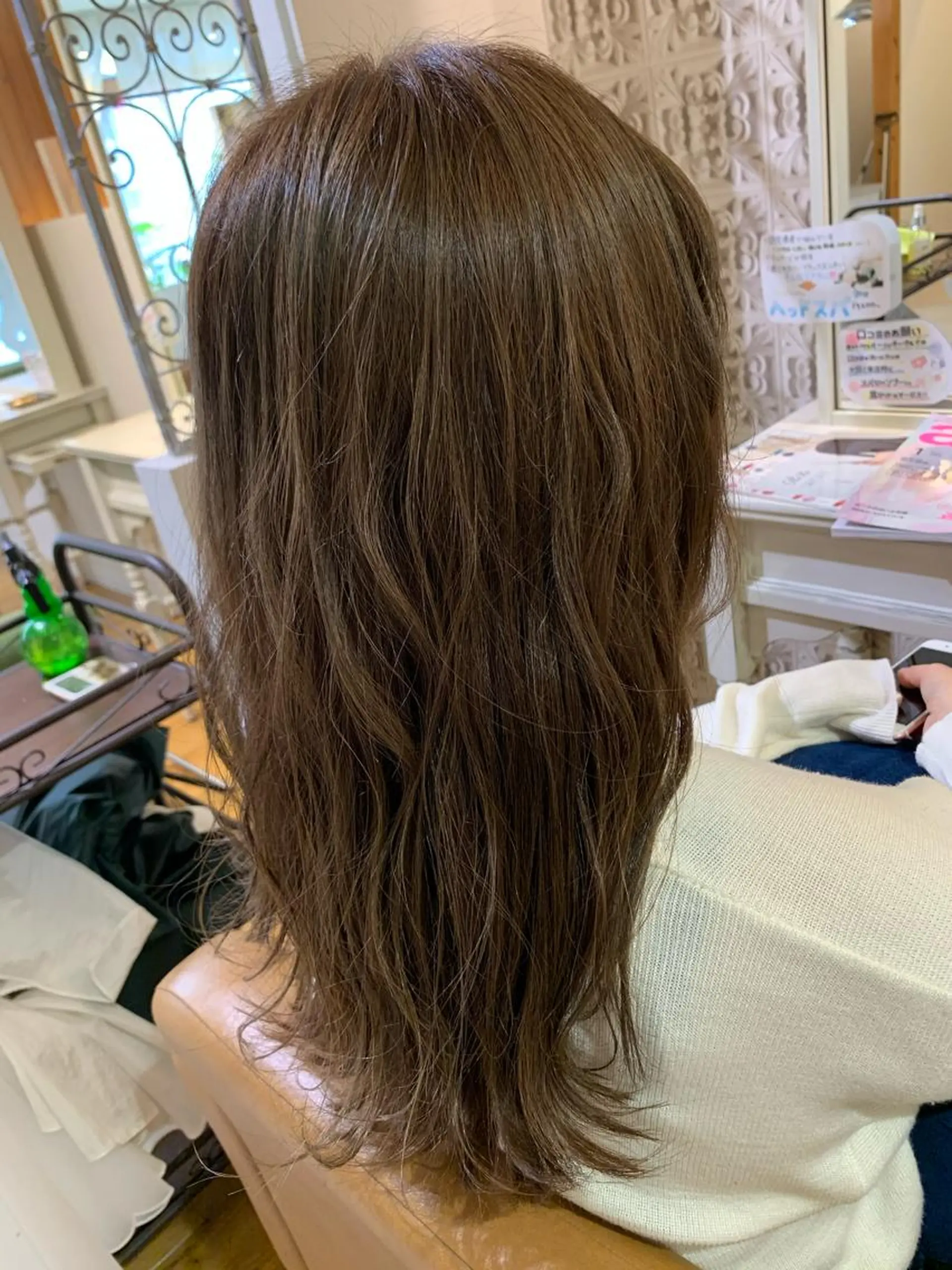 ロング パーマ 奥野 理香子のヘアスタイル