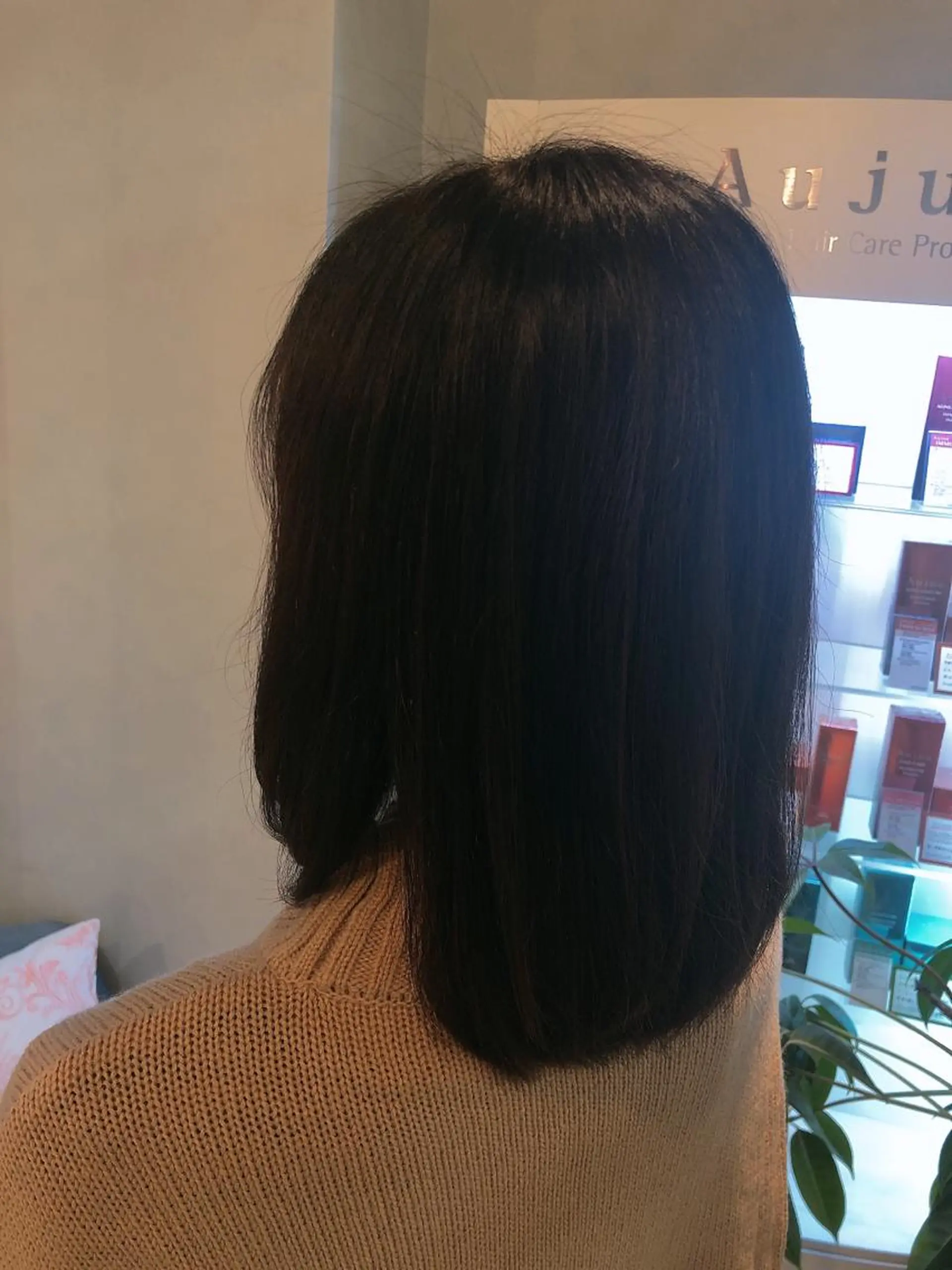 ミディアム 阿部 美咲のヘアスタイル