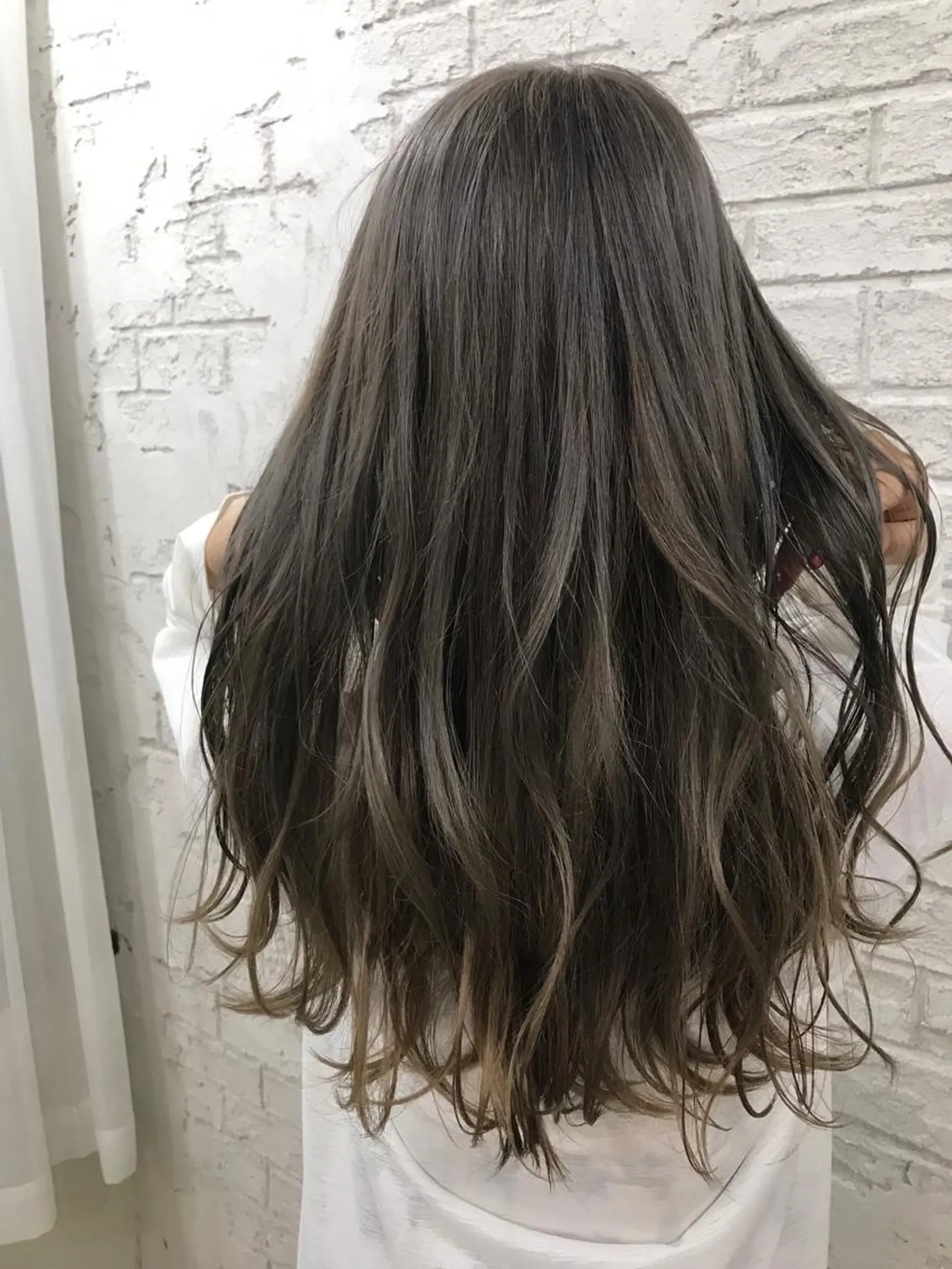 ロング 🇺🇸ハイライト特 化美容師🇺🇸漆沢のヘアスタイル