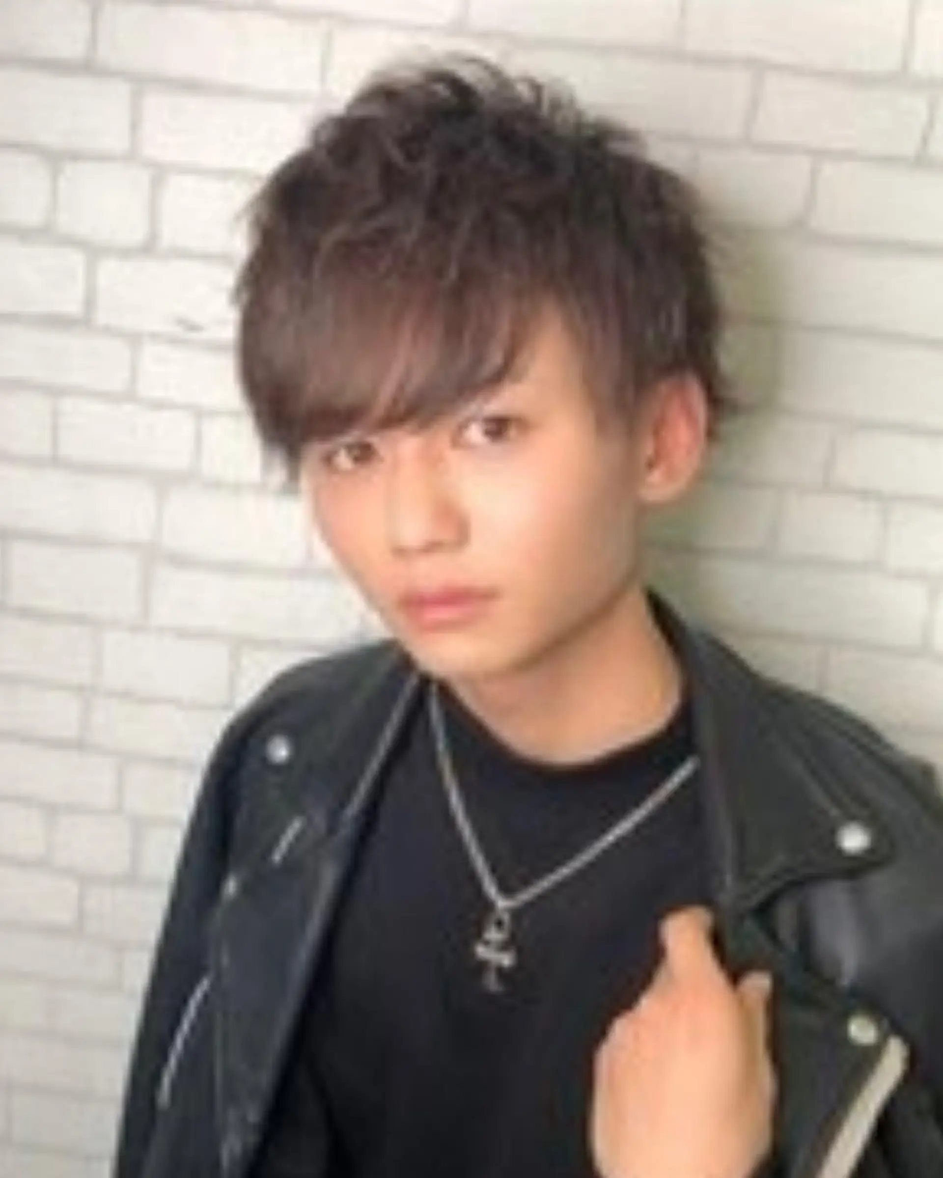 カラー パーマ ヘアアレンジ メンズ 🍑🧋ハイトーン 暖色カラーlucaのヘアスタイル