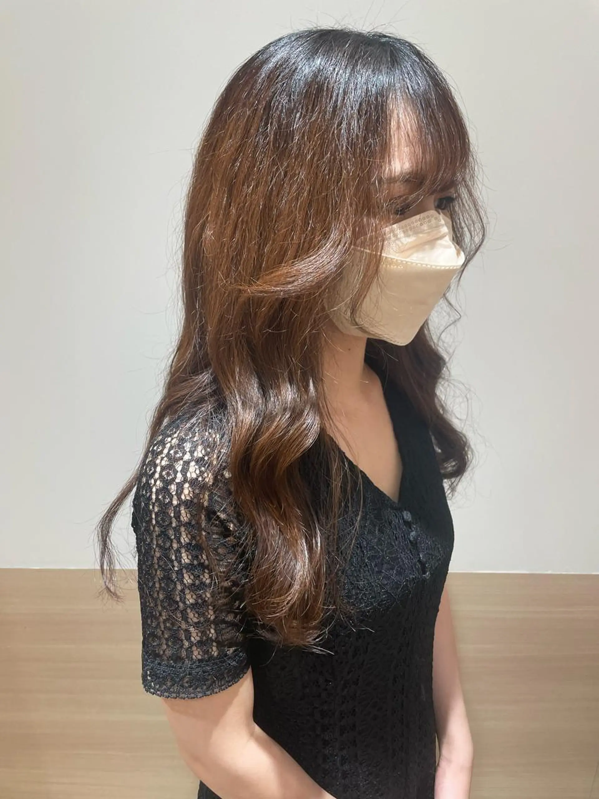 ロング カラー ブラウンカラー ケアカラー ナチュラルブラウン ピンクカラー ピンクブラウン ヘアカラー 天野 瑠真のヘアスタイル