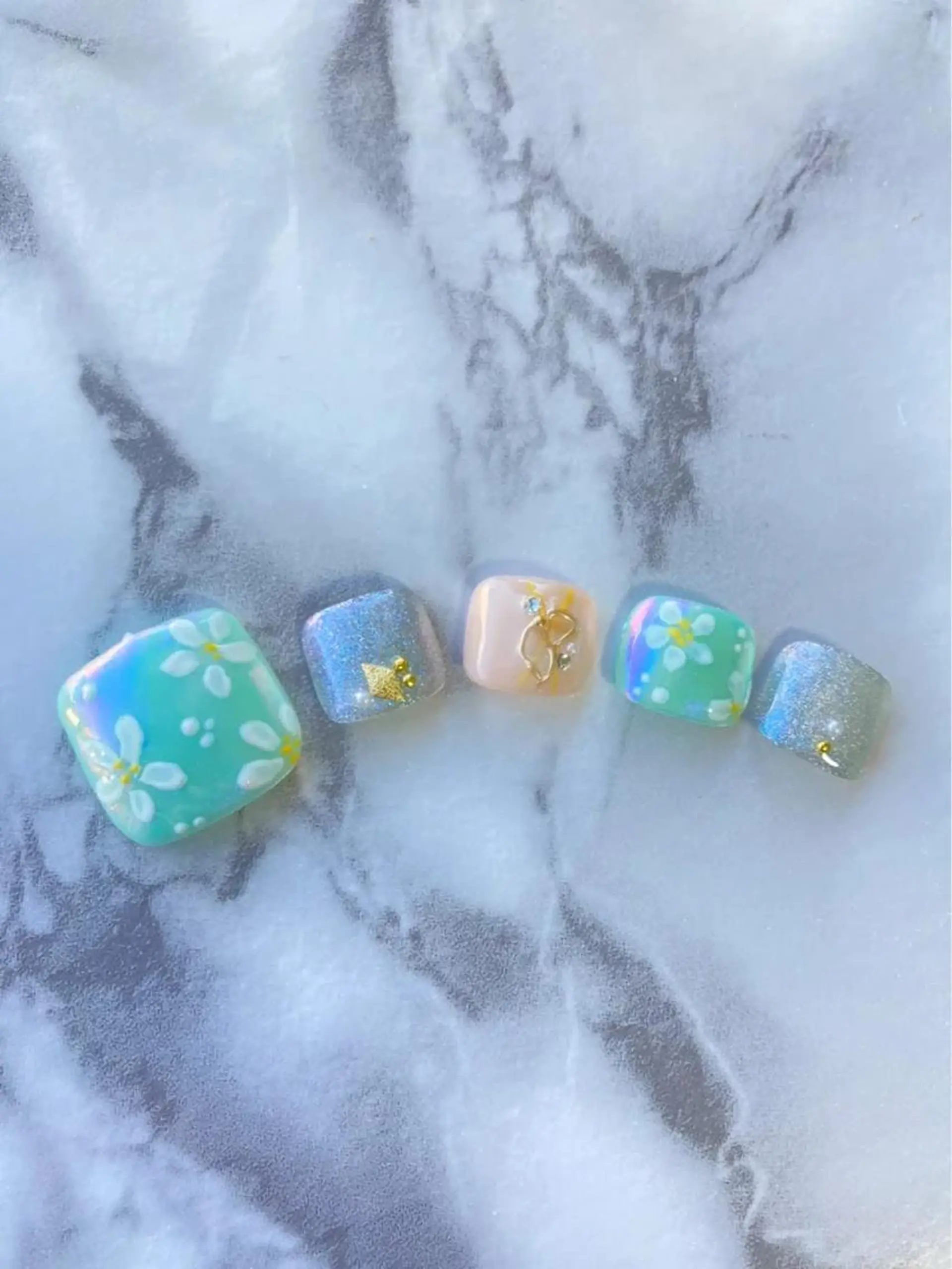 ネイル フットネイル ネイルサロン D-glowのネイルデザイン