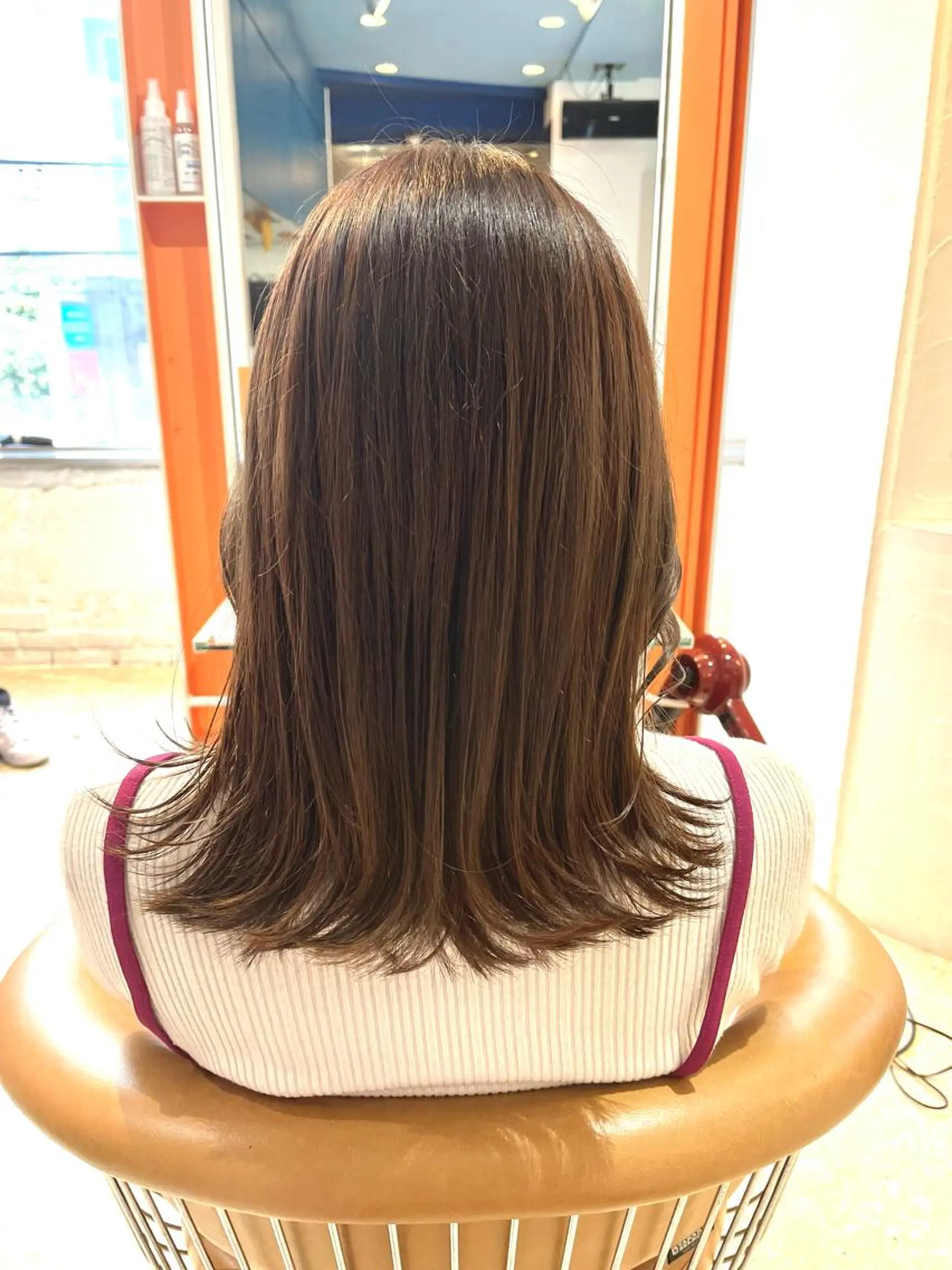 ミディアム カラー ヘアカラー トリートメント うしだ かおるのヘアスタイル