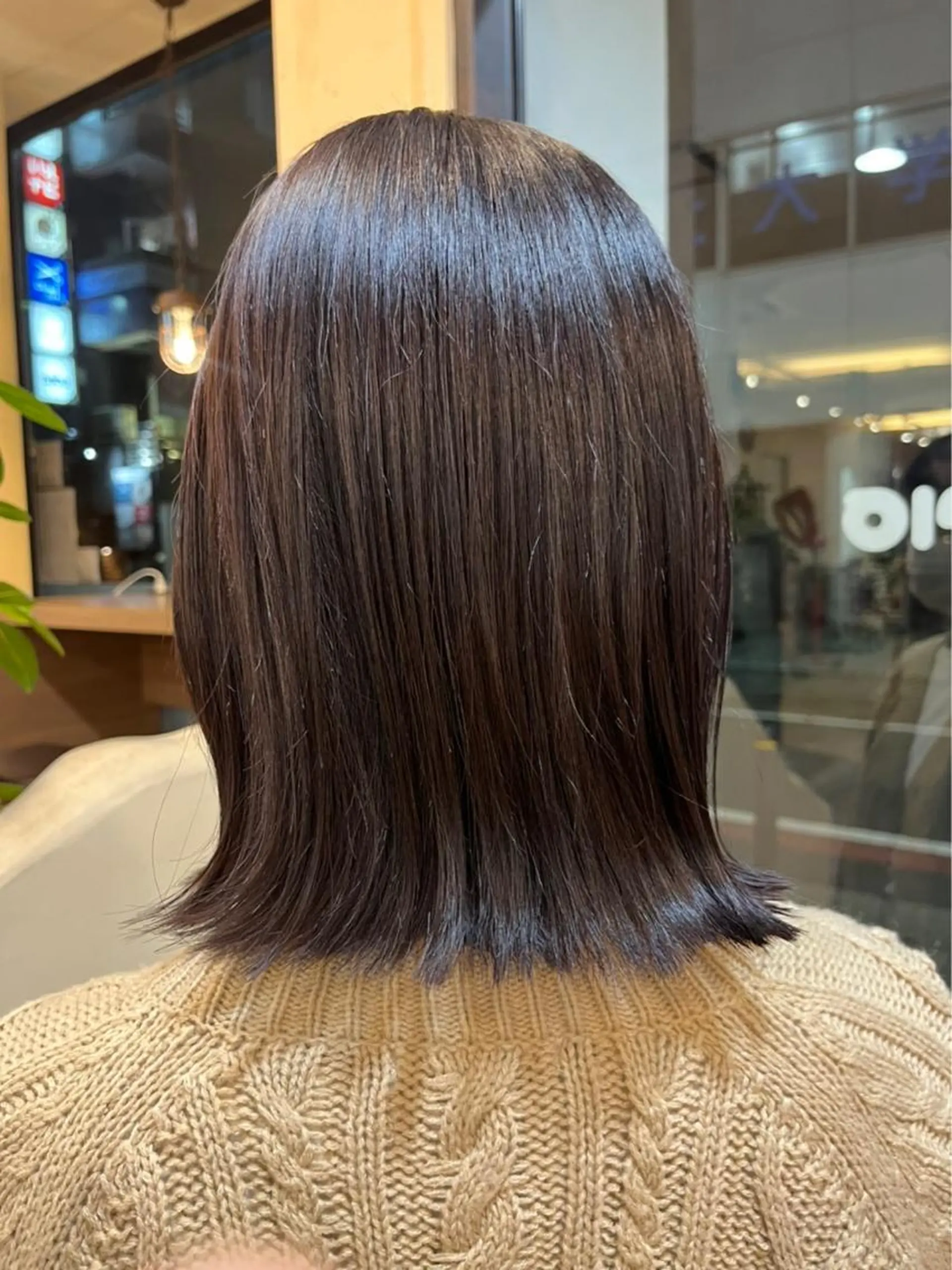 ミディアム ボブ 外ハネヘア 田畑 優希のヘアスタイル