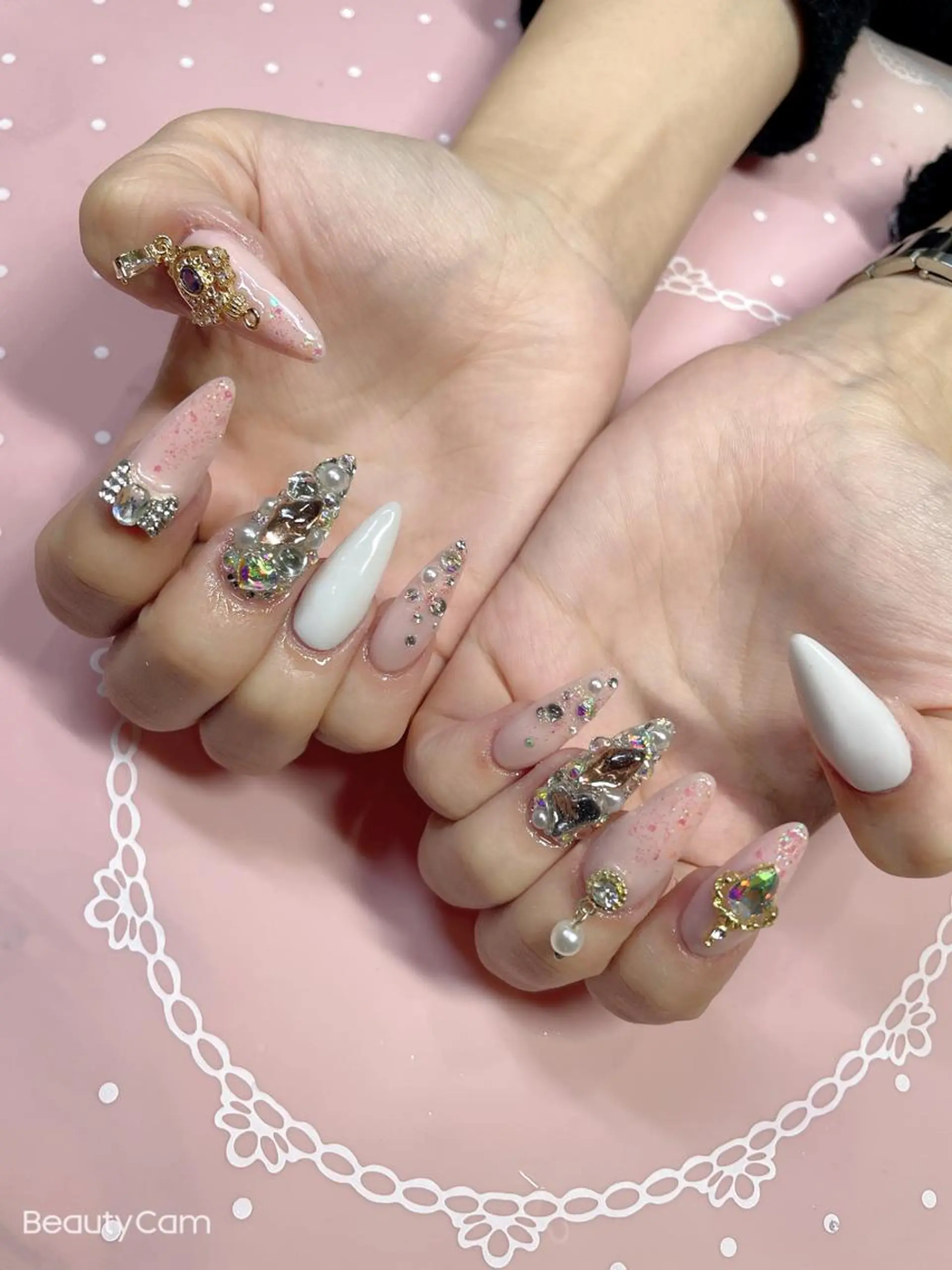 セミロング ネイル ハンドネイル 《LB》ラブリエ Nail&eyeのマツエク・マツパデザイン