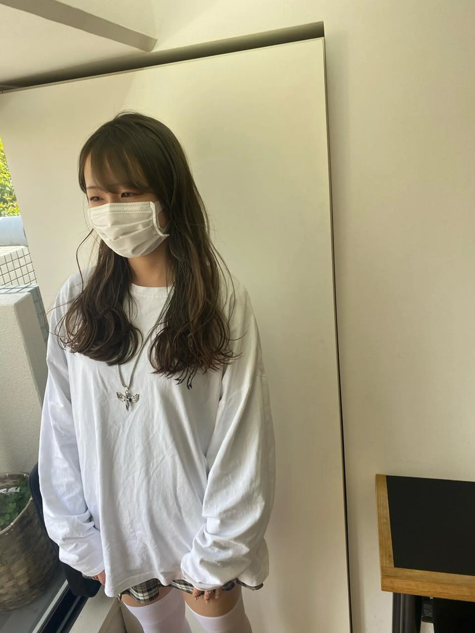 ロング カラー グレージュ stylist トモヤのヘアスタイル