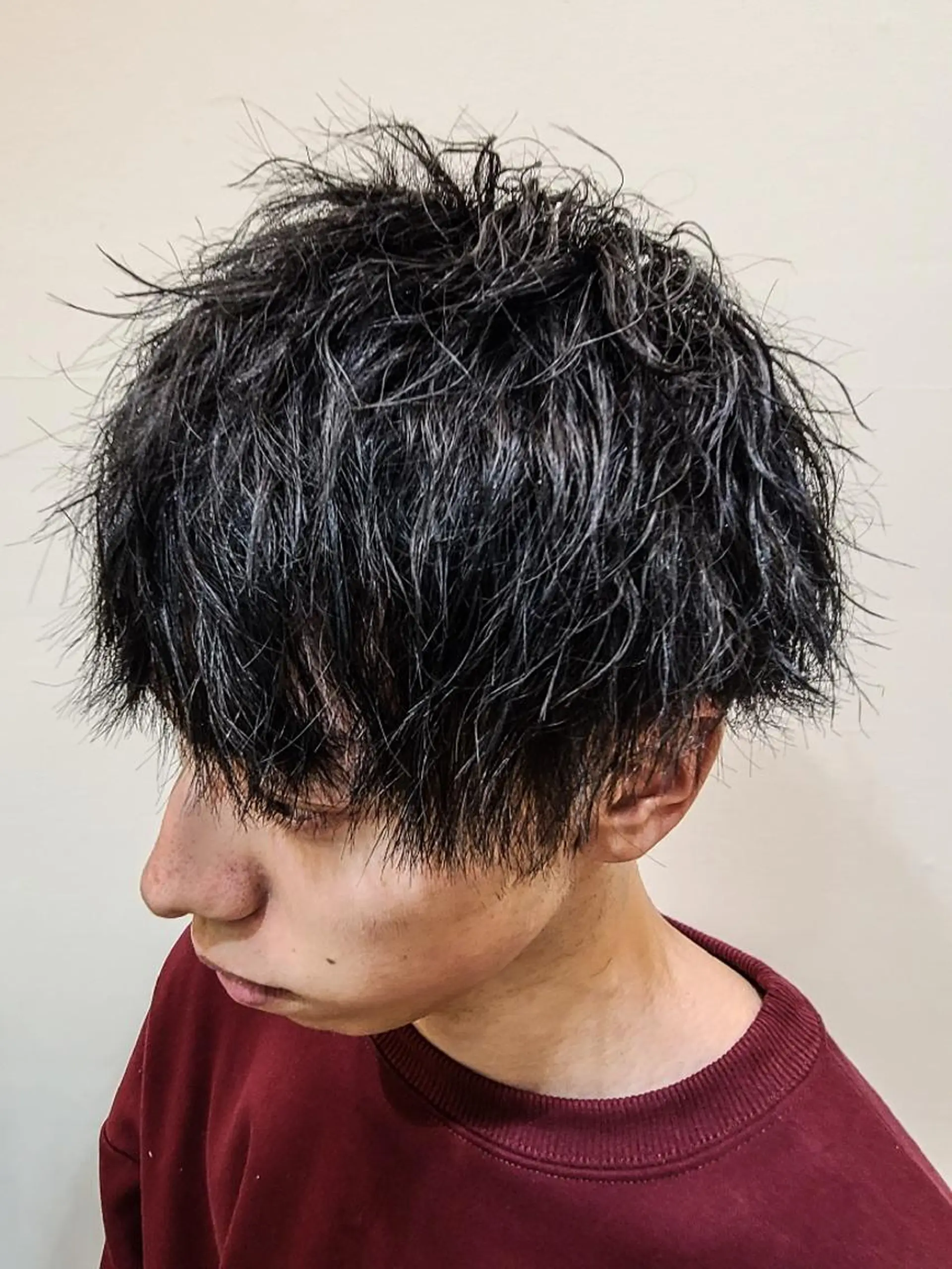 メンズ カラー パーマ ショート 特殊パーマ 片山恭兵のヘアスタイル