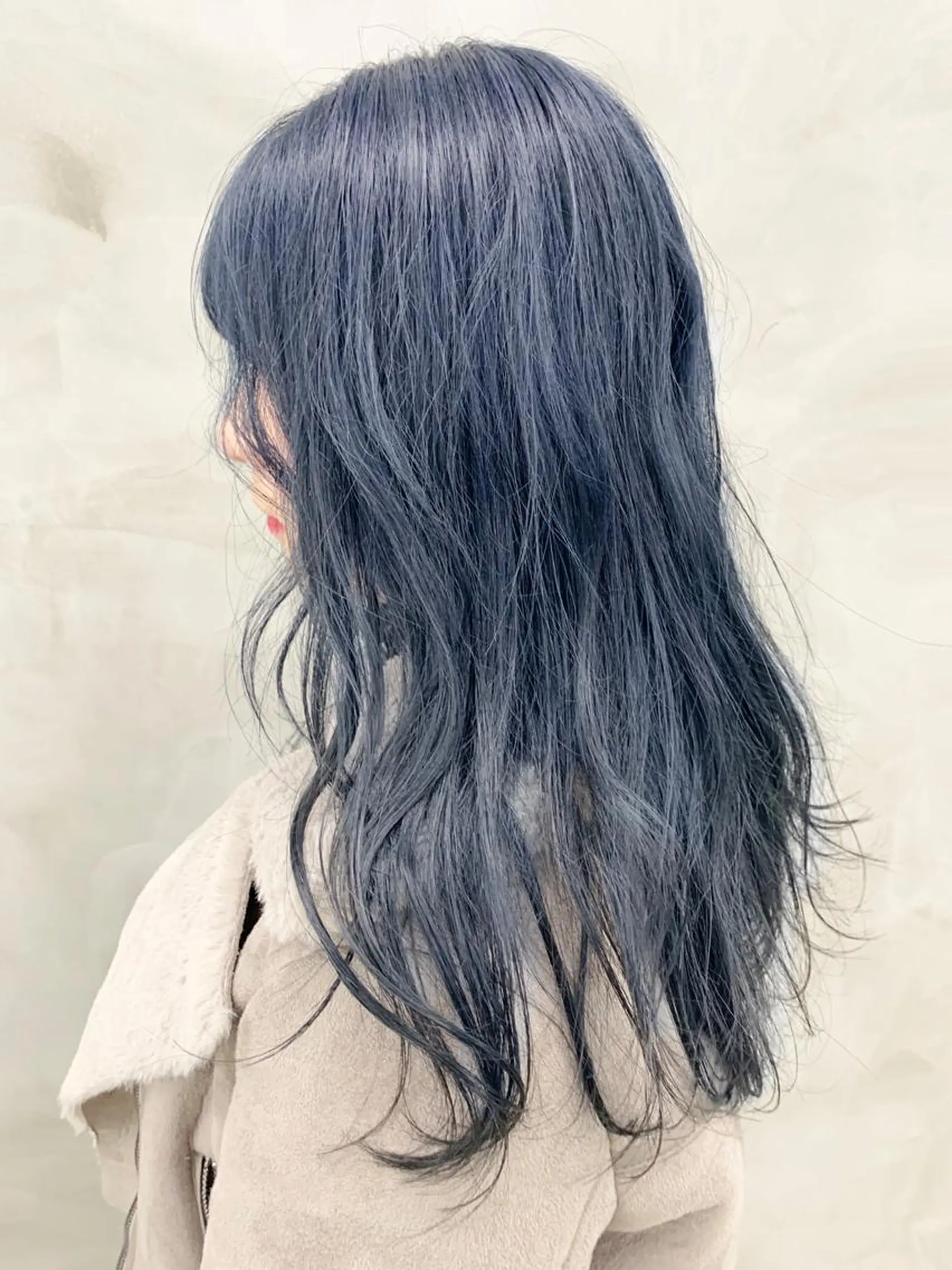 カラー 黒髪 ブリーチ ブルーカラー ブルーブラック ヘッドスパ (女性限定)🍋モエのヘアスタイル