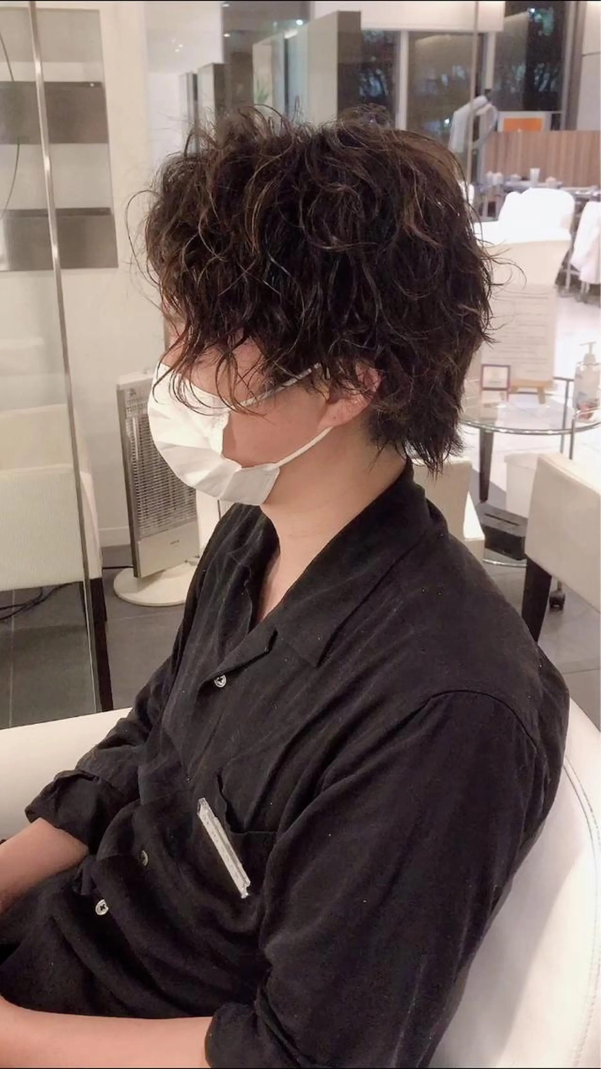 ショート パーマ メンズ 波巻きスパイラル 河原崎　基のヘアスタイル
