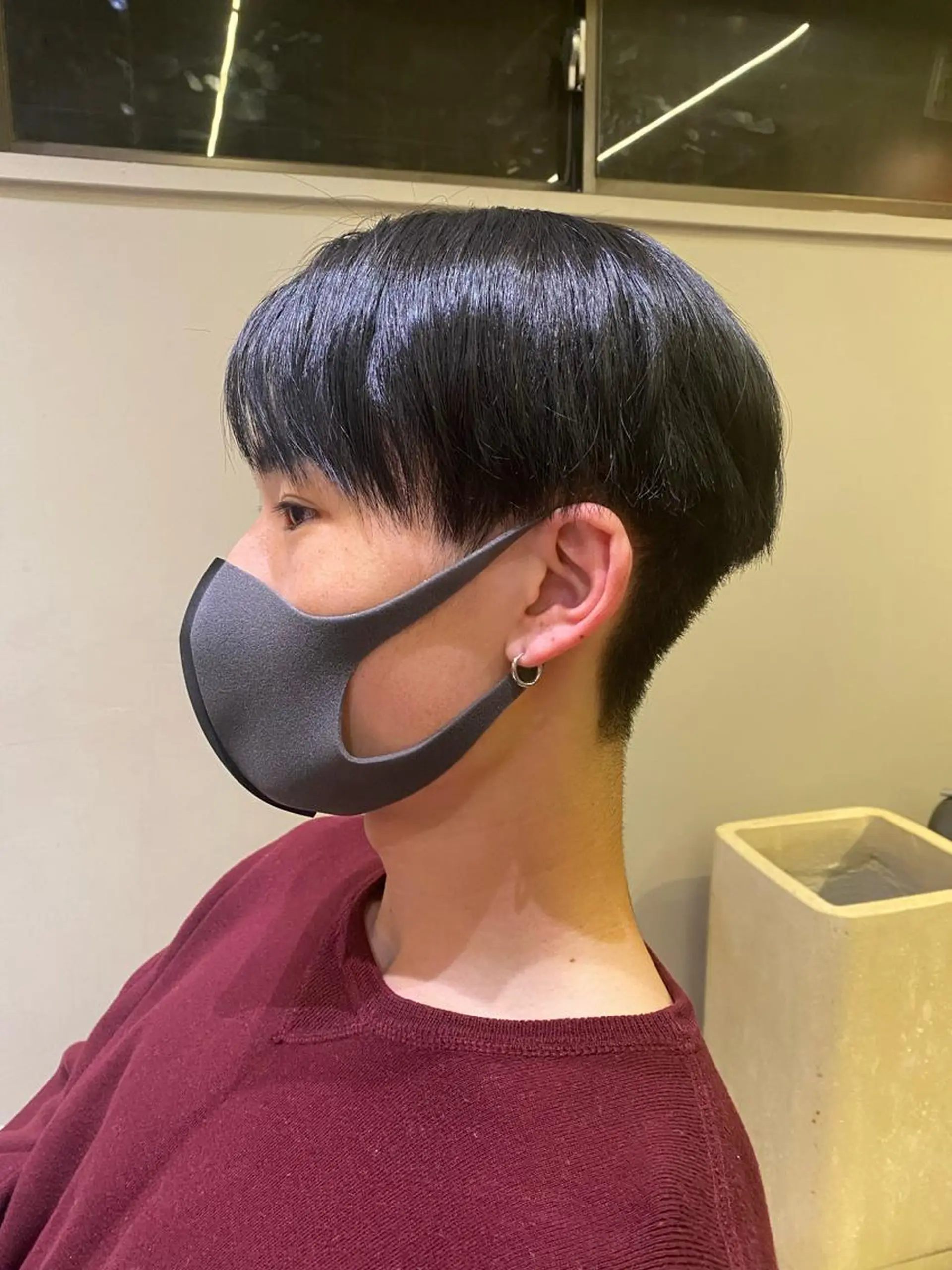 カラー 黒髪 ブルーカラー ブルーブラック 高発色ブリーチ/ ハイレイヤー🪽aiのヘアスタイル