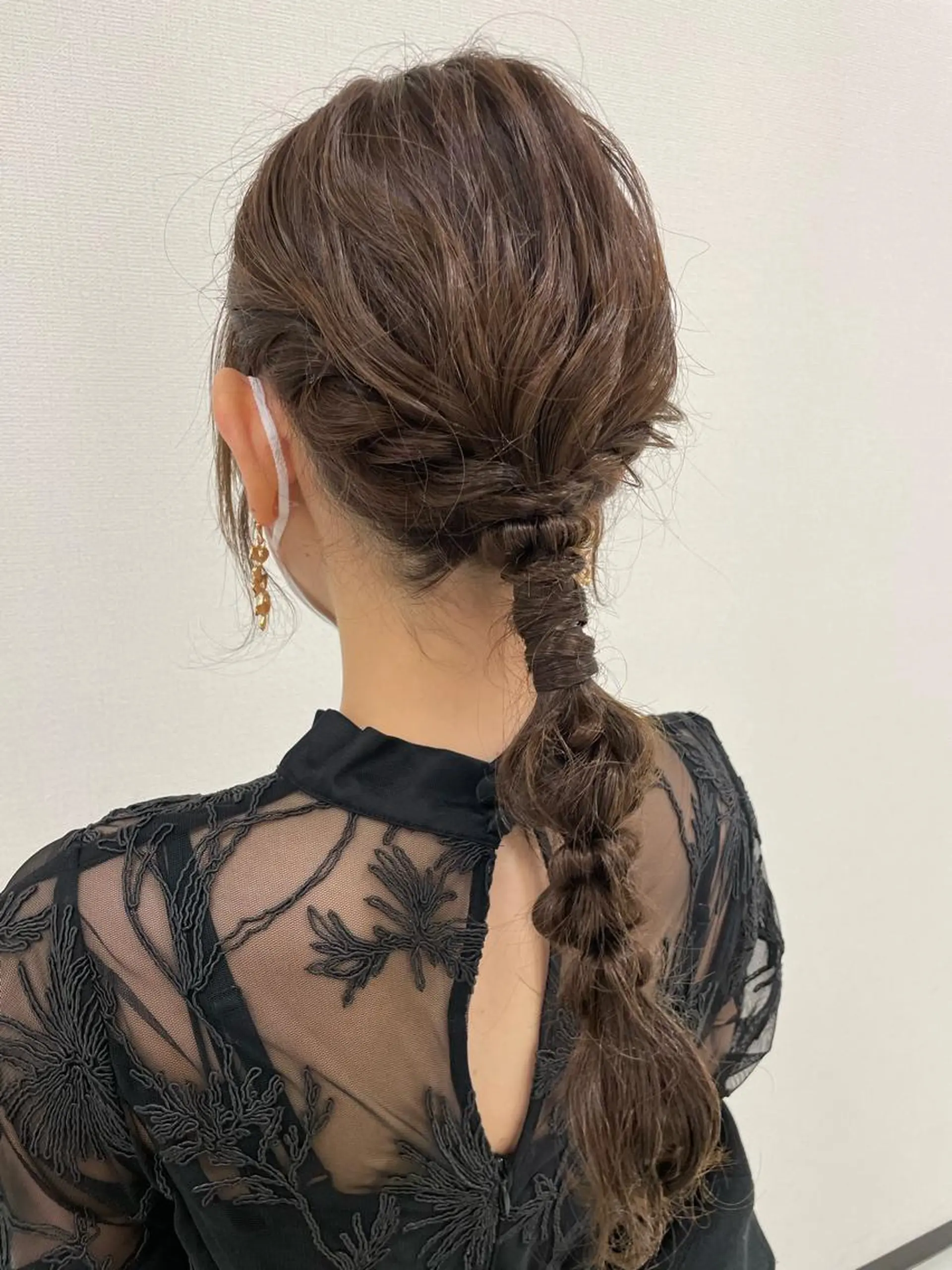 セミロング ヘアアレンジ 豊田 智美のヘアスタイル