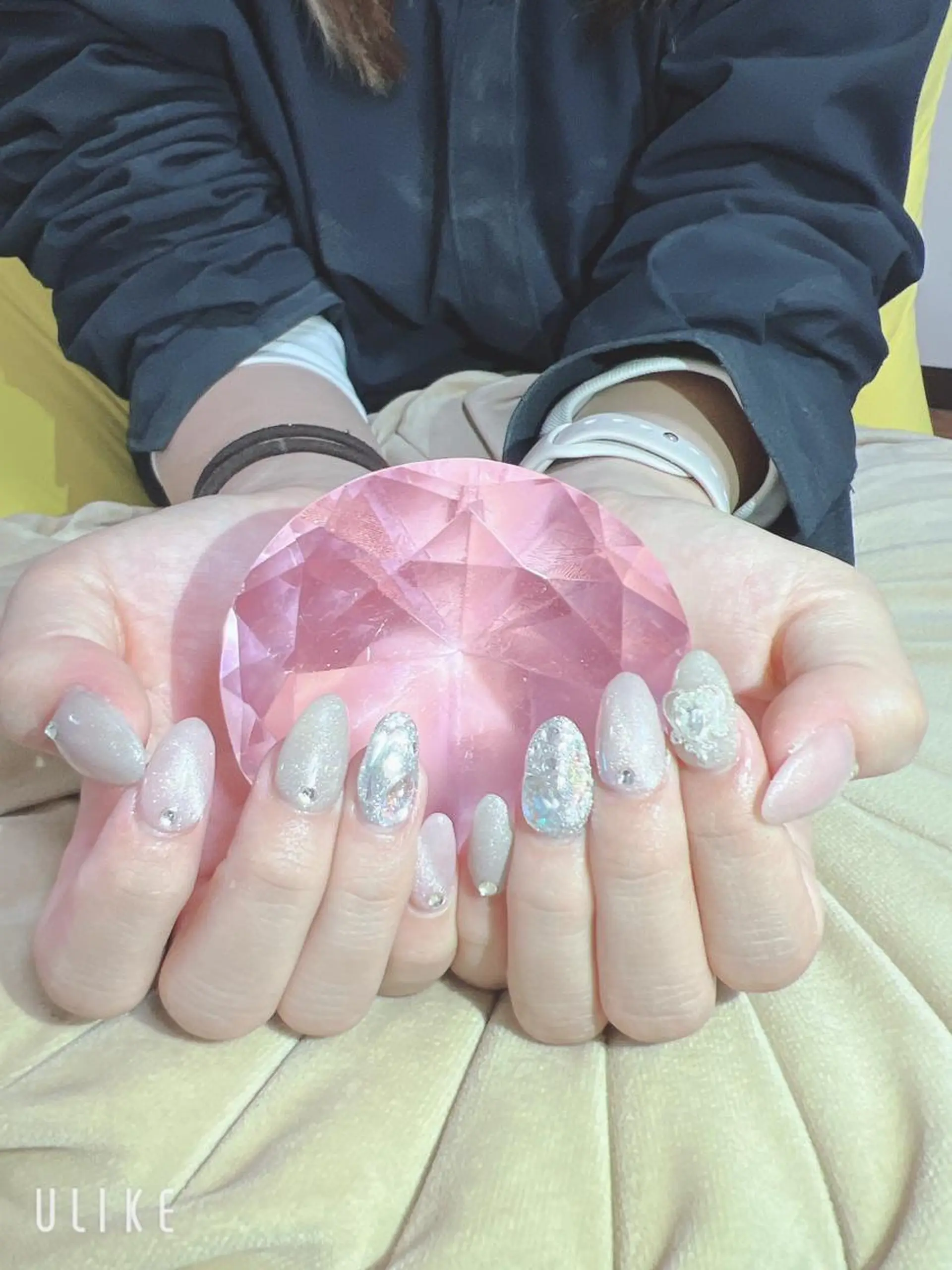 ネイル 韓国ネイル マグネットネイル ハンドネイル Toujours所属・山崎 美姫のネイルデザイン