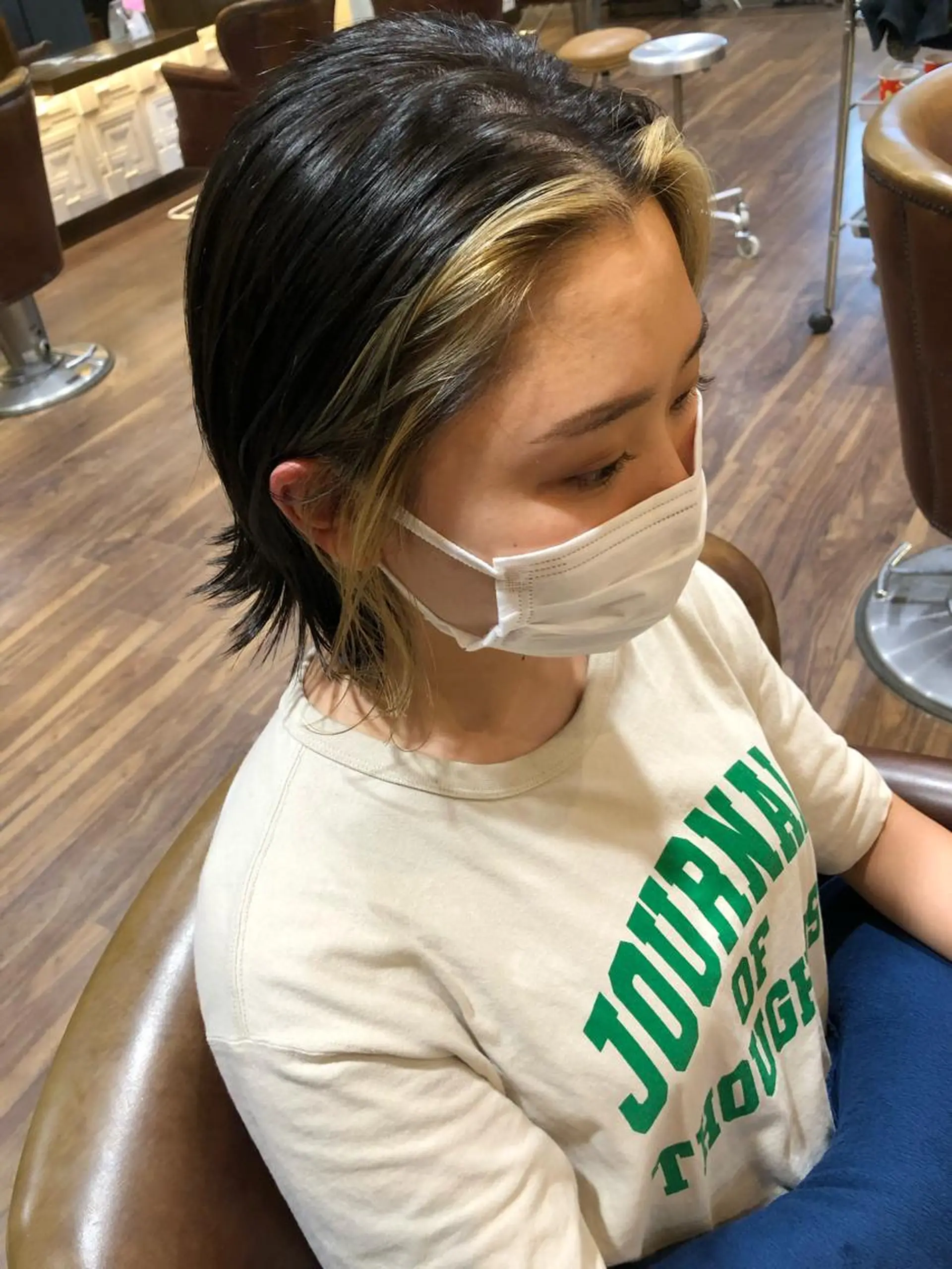 カラー AGREE Momokaのヘアスタイル