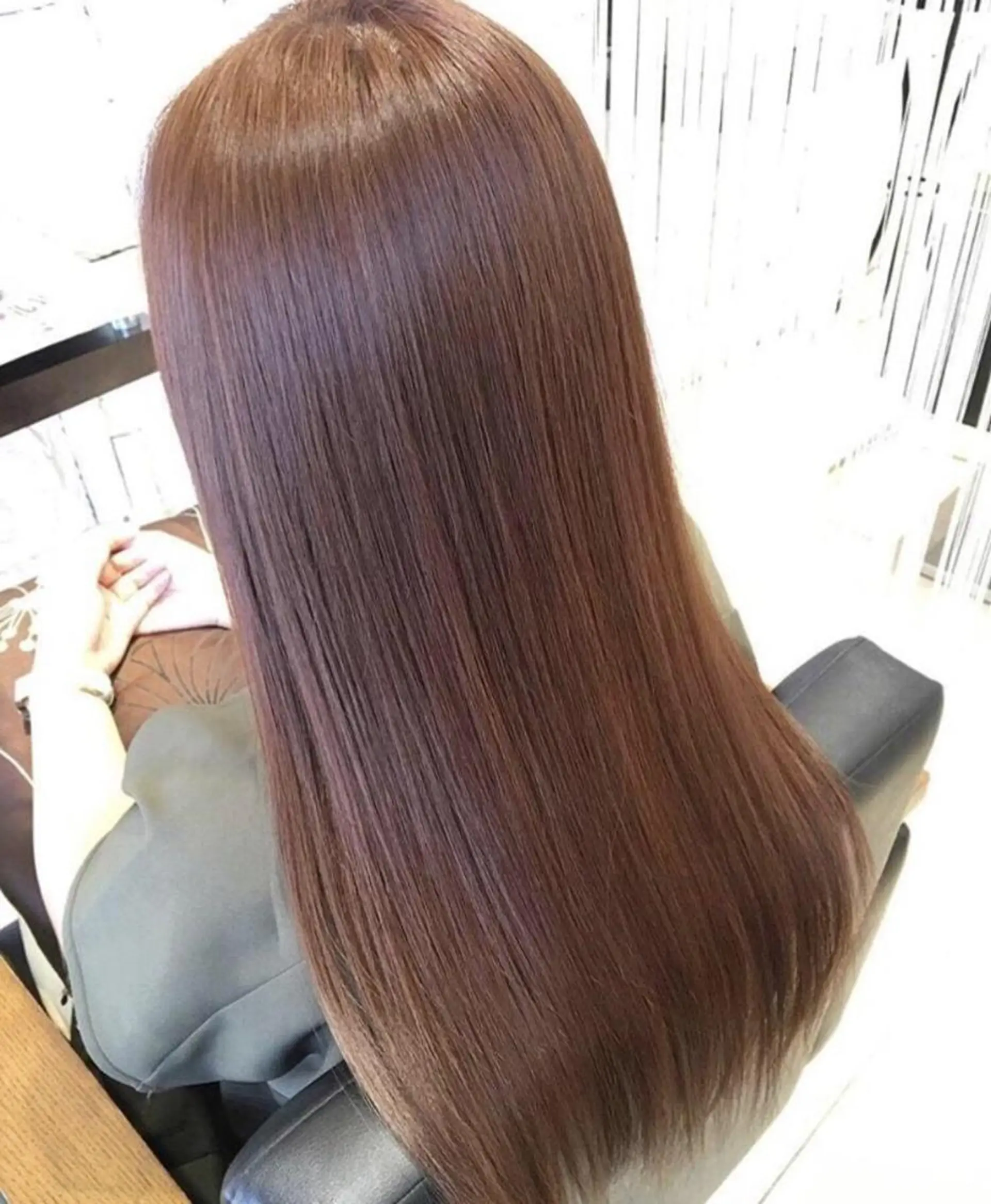 セミロング KAEDE🎀 カラー＆パーマ特化のヘアスタイル