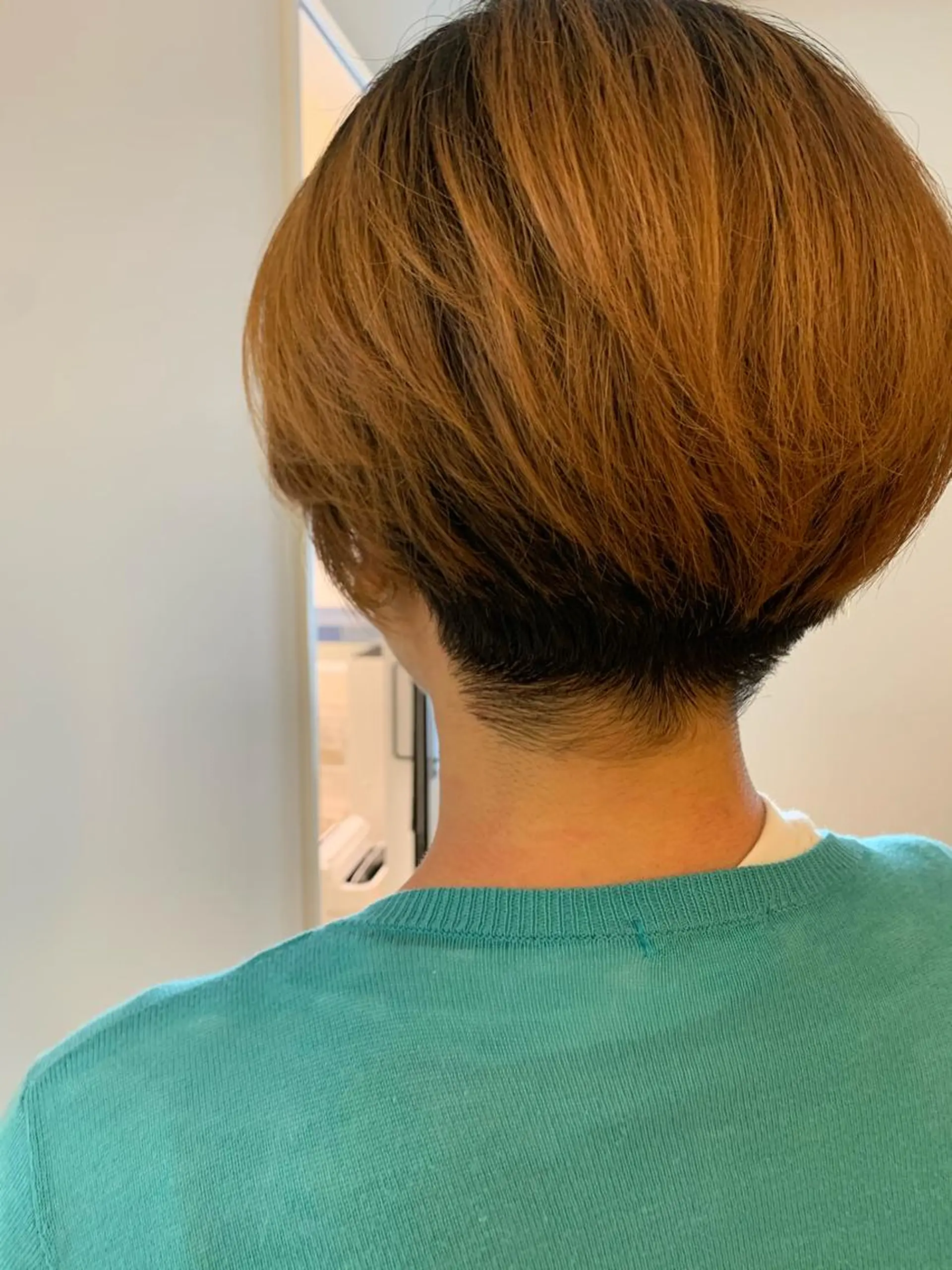 ショート ハイトーンカラー🩵 耳ツボジュエリー👂のその他イメージ