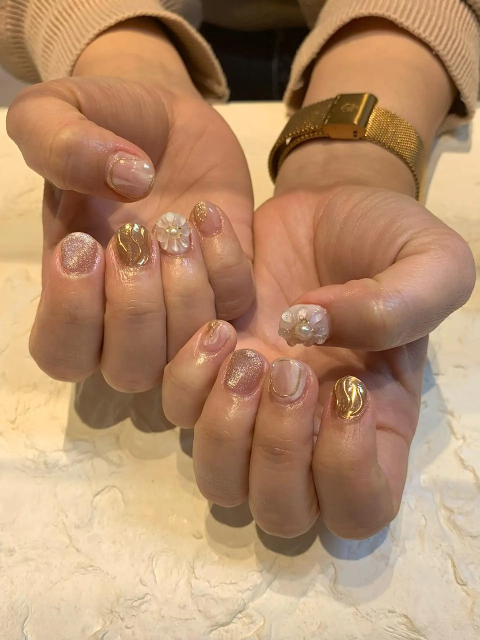 ネイル ぷっくりネイル マキノ ユイのネイルデザイン