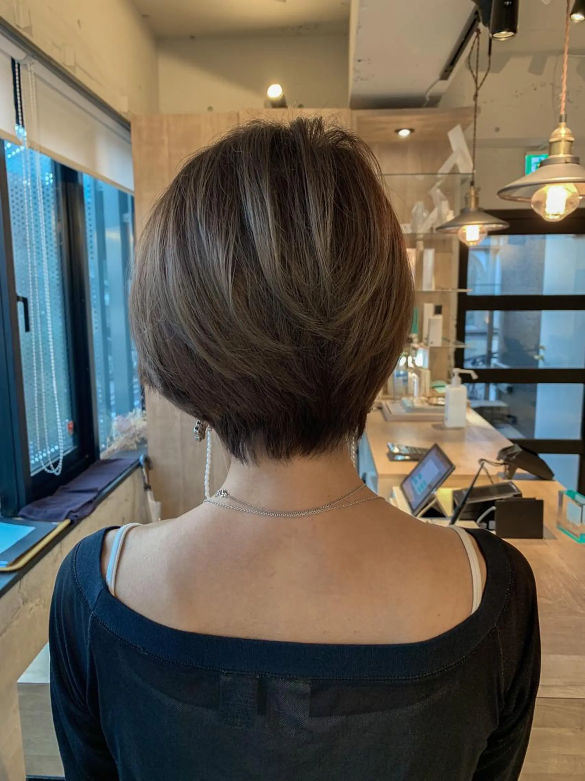 ショート カラー ヘアアレンジ yuka .のヘアスタイル