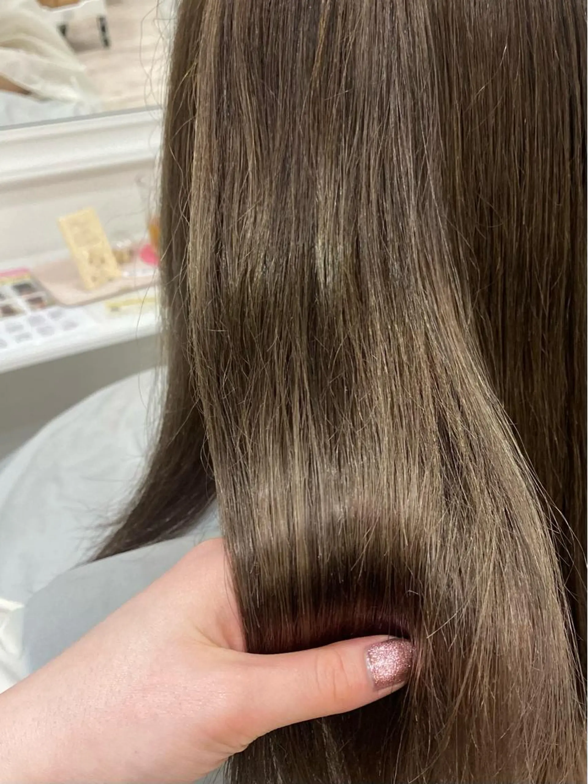 ロング カラー ベージュカラー ブリーチ 暖色カラー✨️ 門内 梨真のヘアスタイル