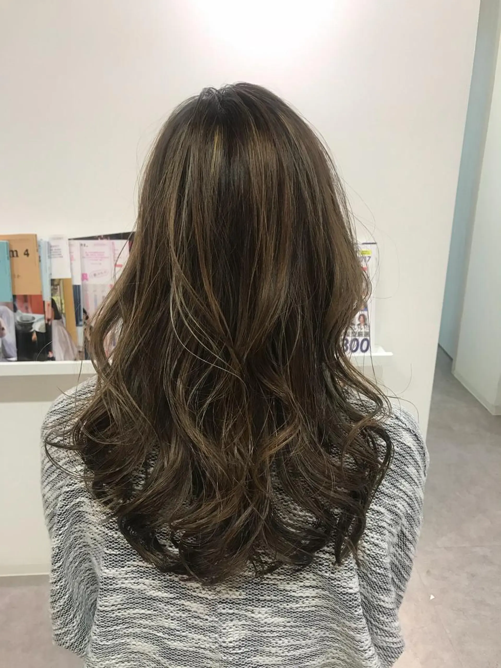 ロング カラー ri saのヘアスタイル