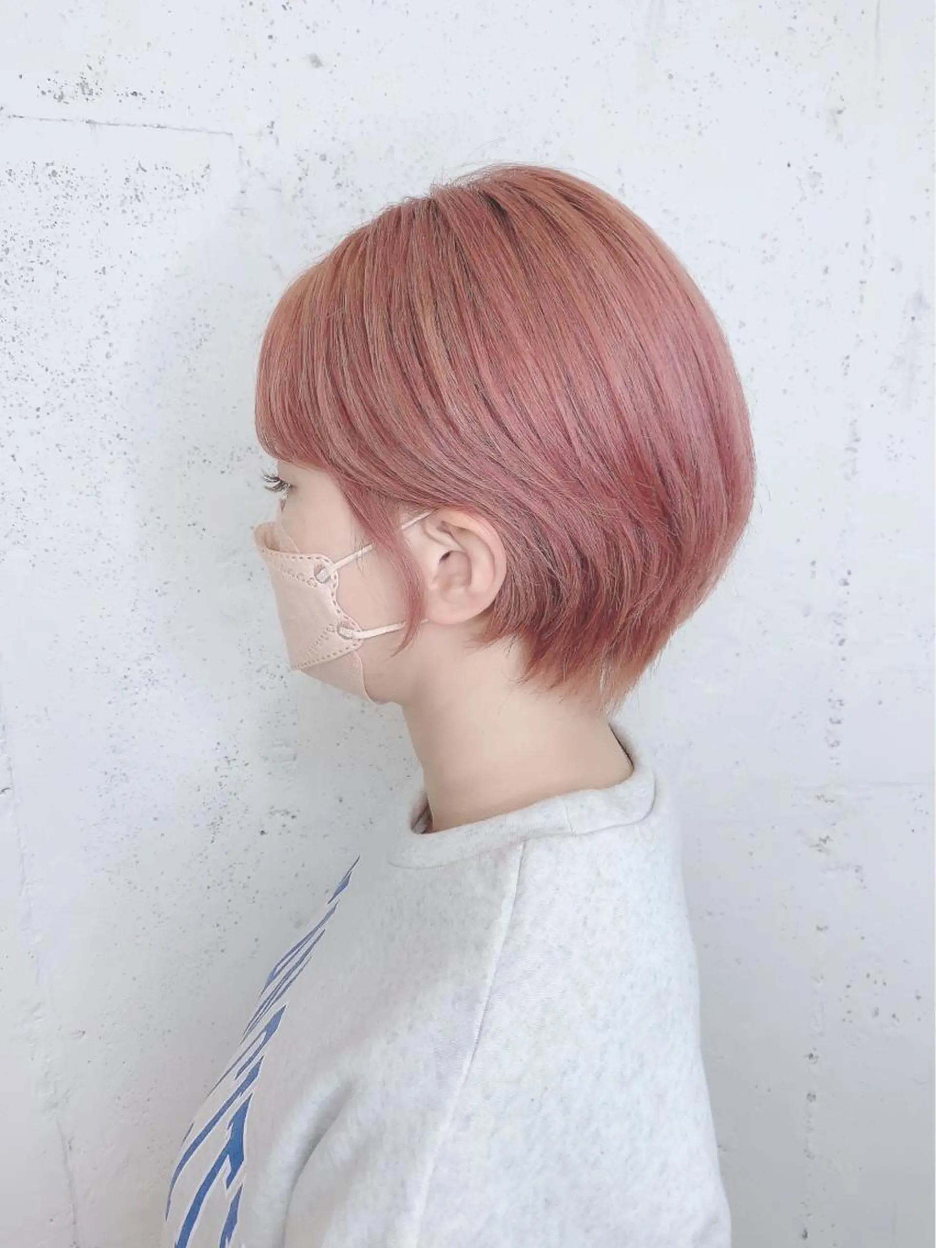 ショート カラー カット ヘアカラー 透明感ハイトーン🦄 キラ🌈のヘアスタイル