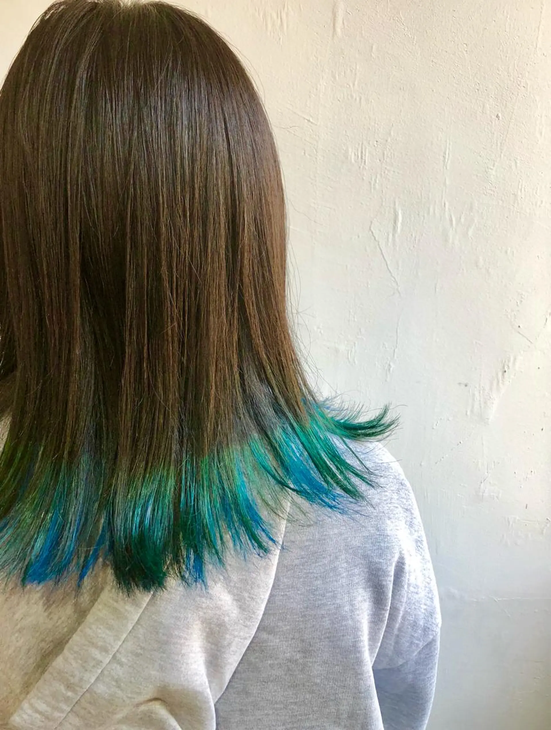 セミロング ヘアカラー トリートメント 吉田 典弘のヘアスタイル