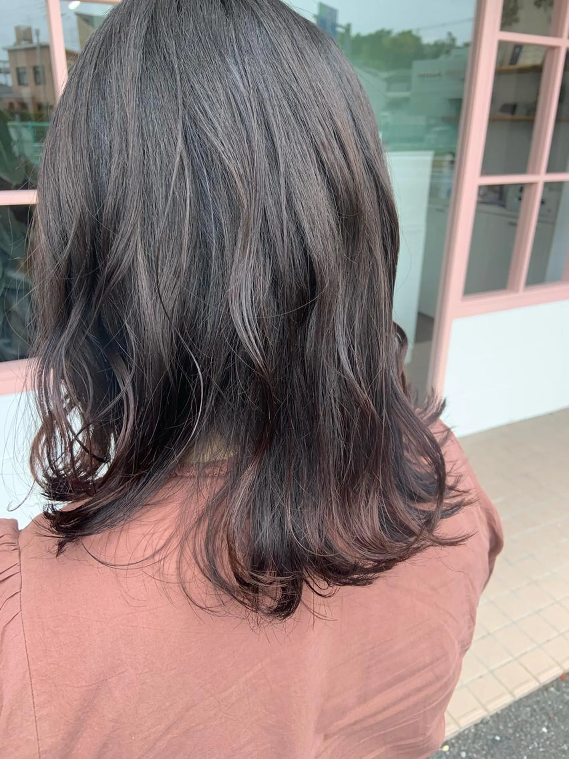 ミディアム ヘアアレンジ KAORI／ 髪質改善ストレートのヘアスタイル