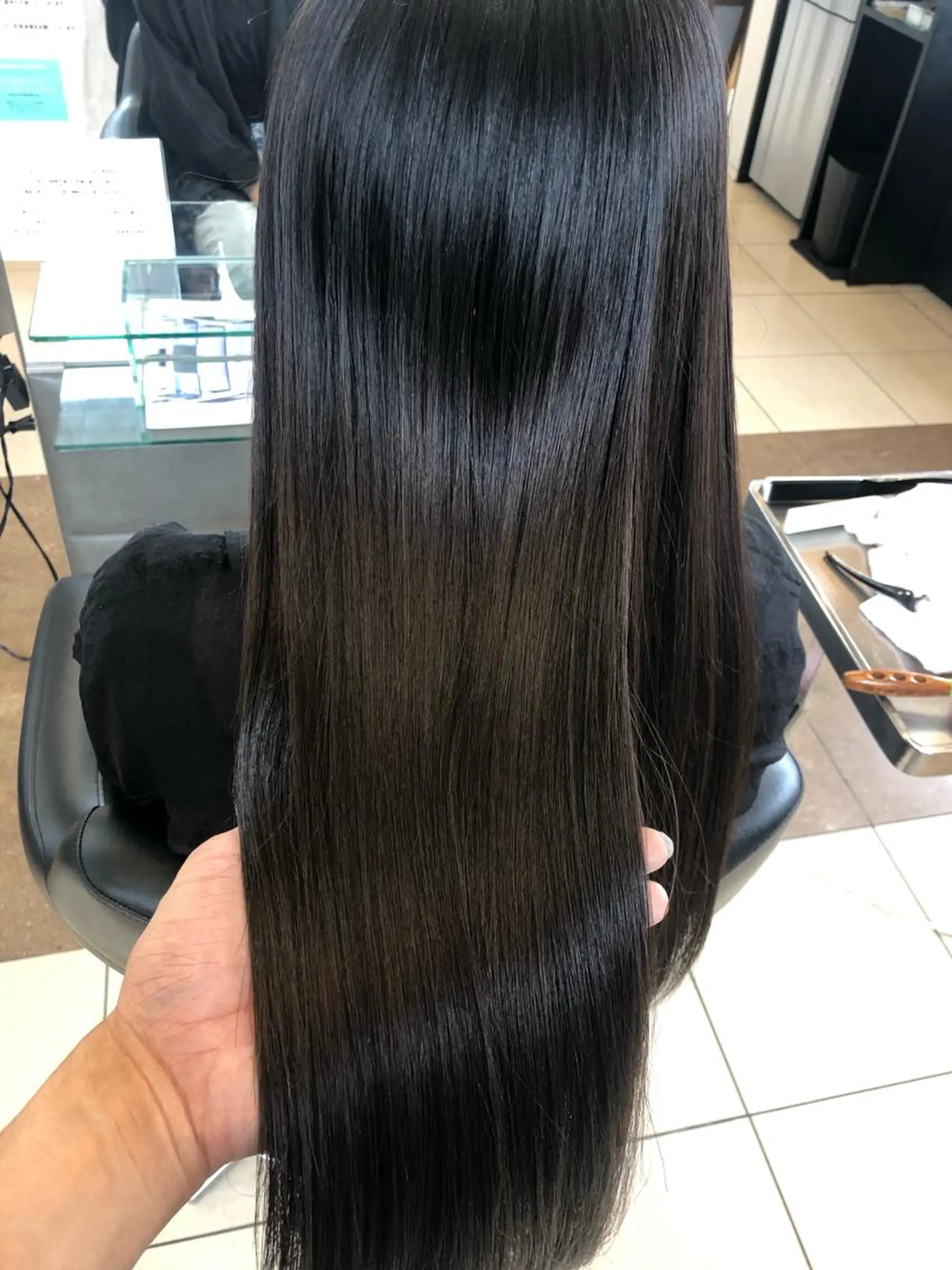 ロング トリートメント カット 縮毛矯正 トリートメント 手塚 亮汰のヘアスタイル