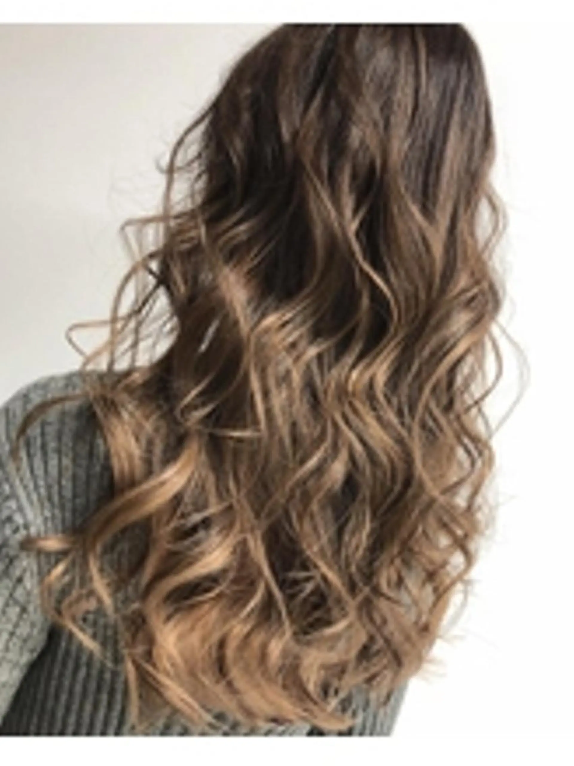 ロング カラー ヘアアレンジ 【公式】amble luxe池袋東口🩷のヘアスタイル