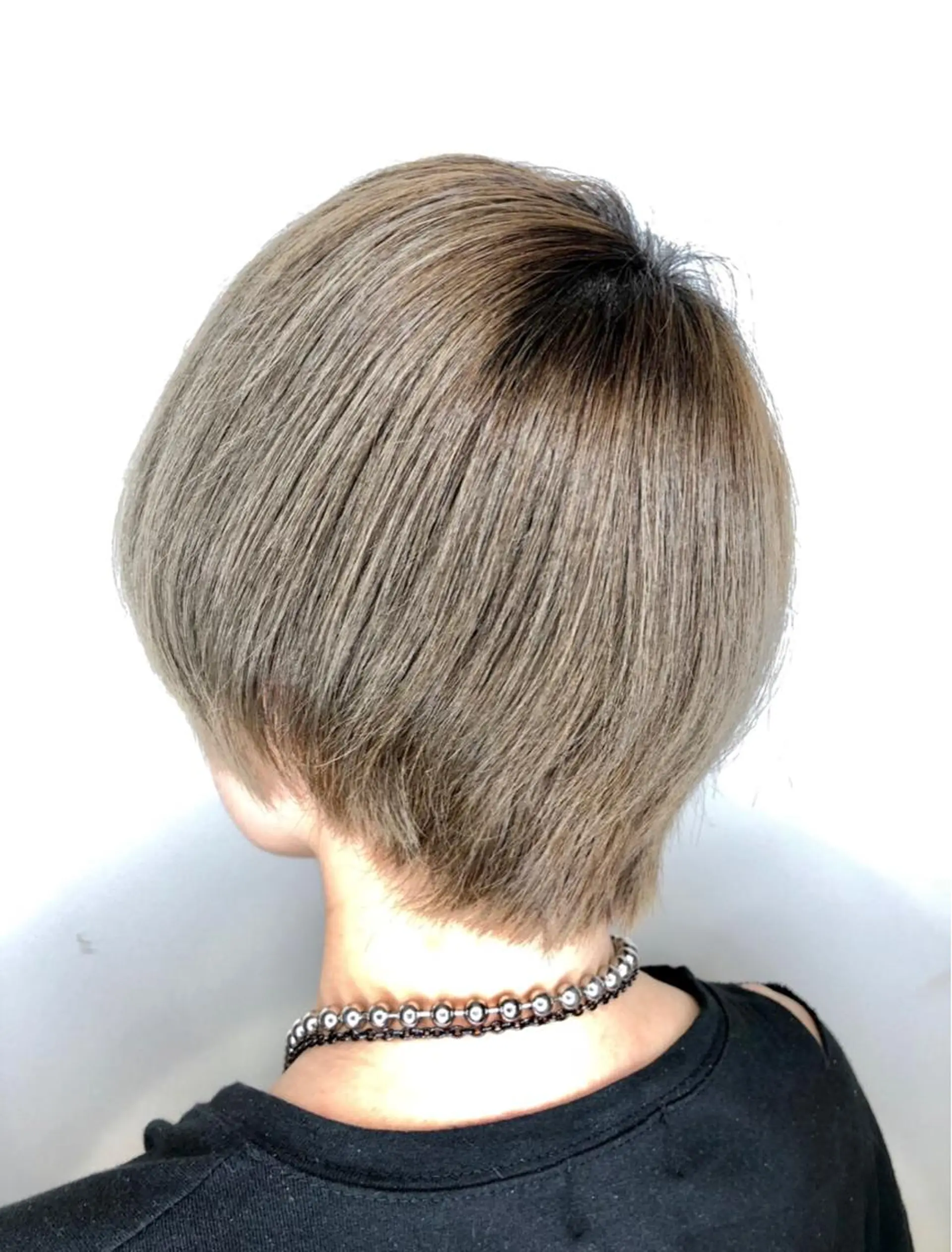 ショート ブリーチ/髪質改善 NYNY大久保のヘアスタイル