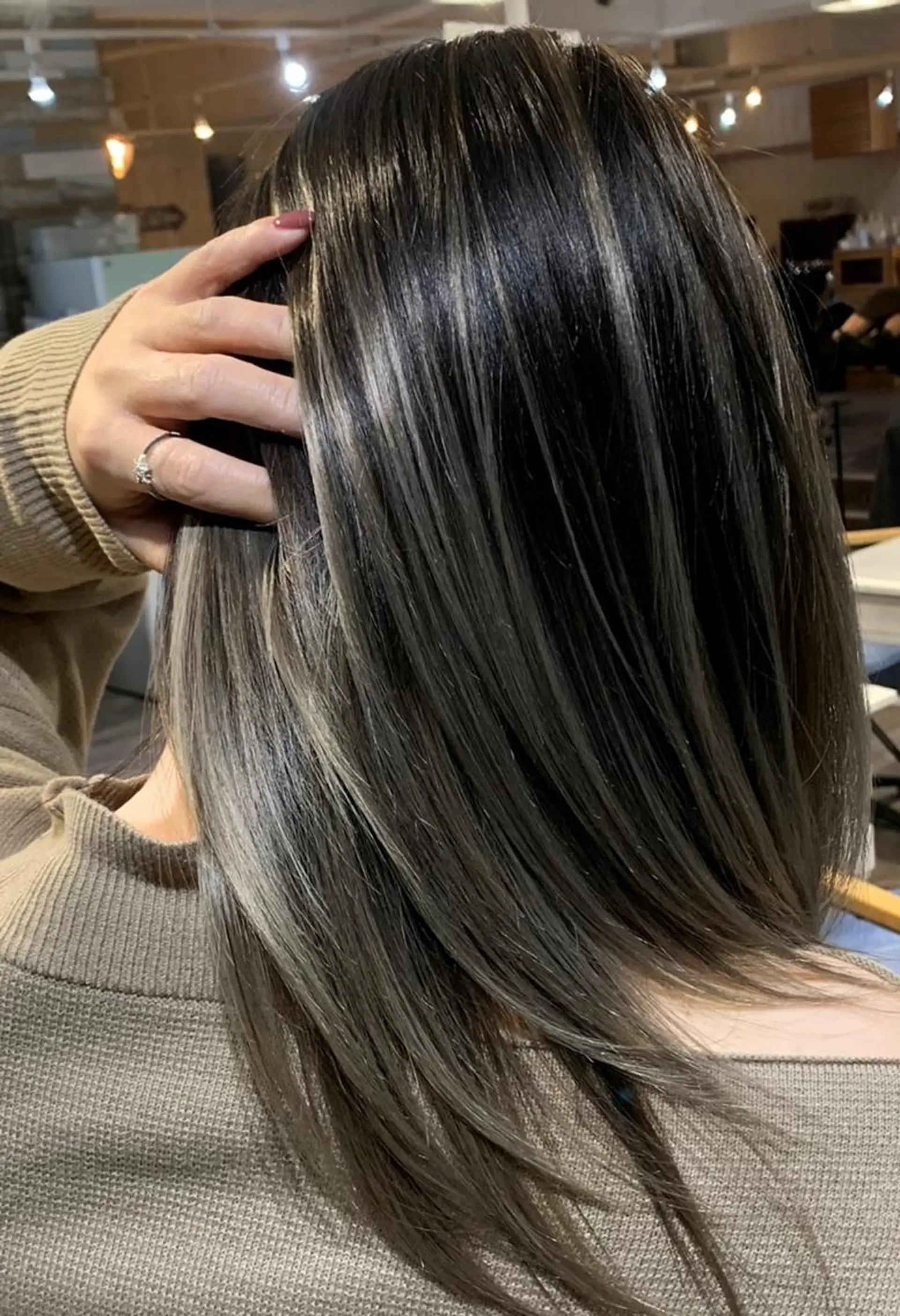 ロング ＦＵＮＩＣ ファニックのヘアスタイル